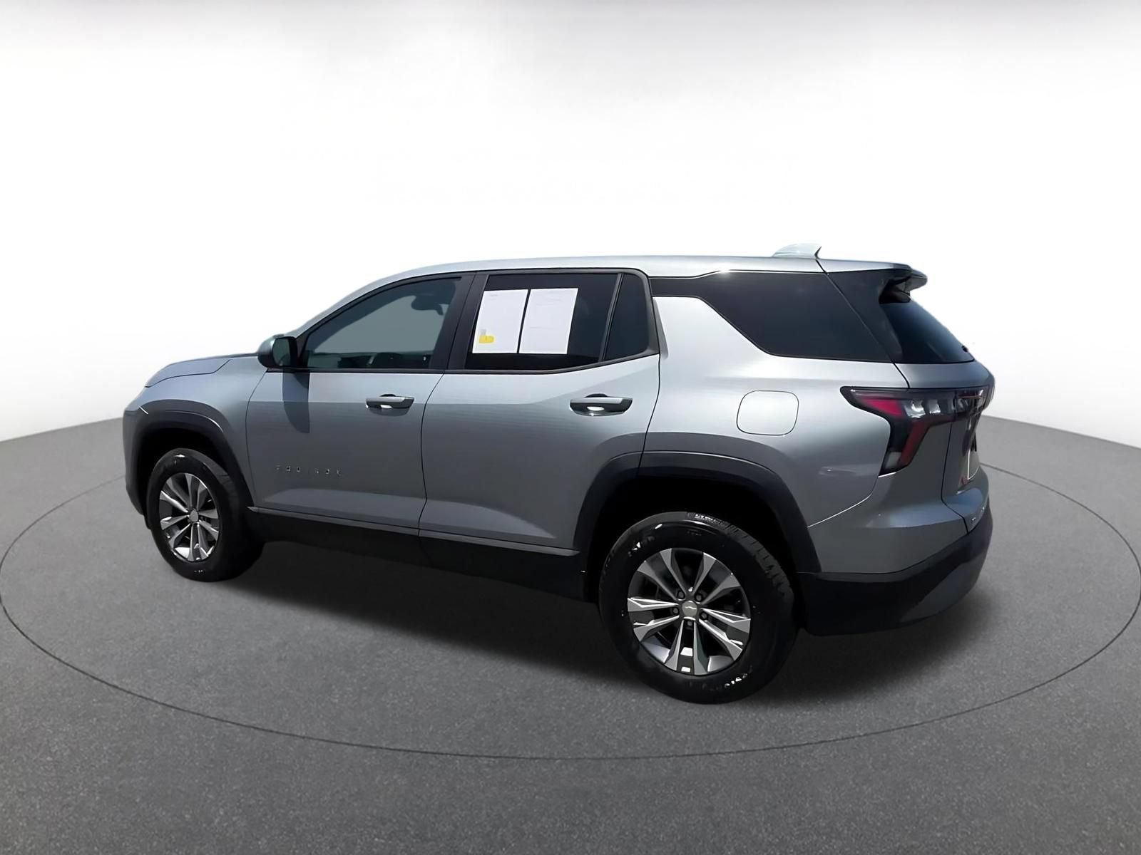 Thumbnail: 2025 Chevrolet Equinox - 10