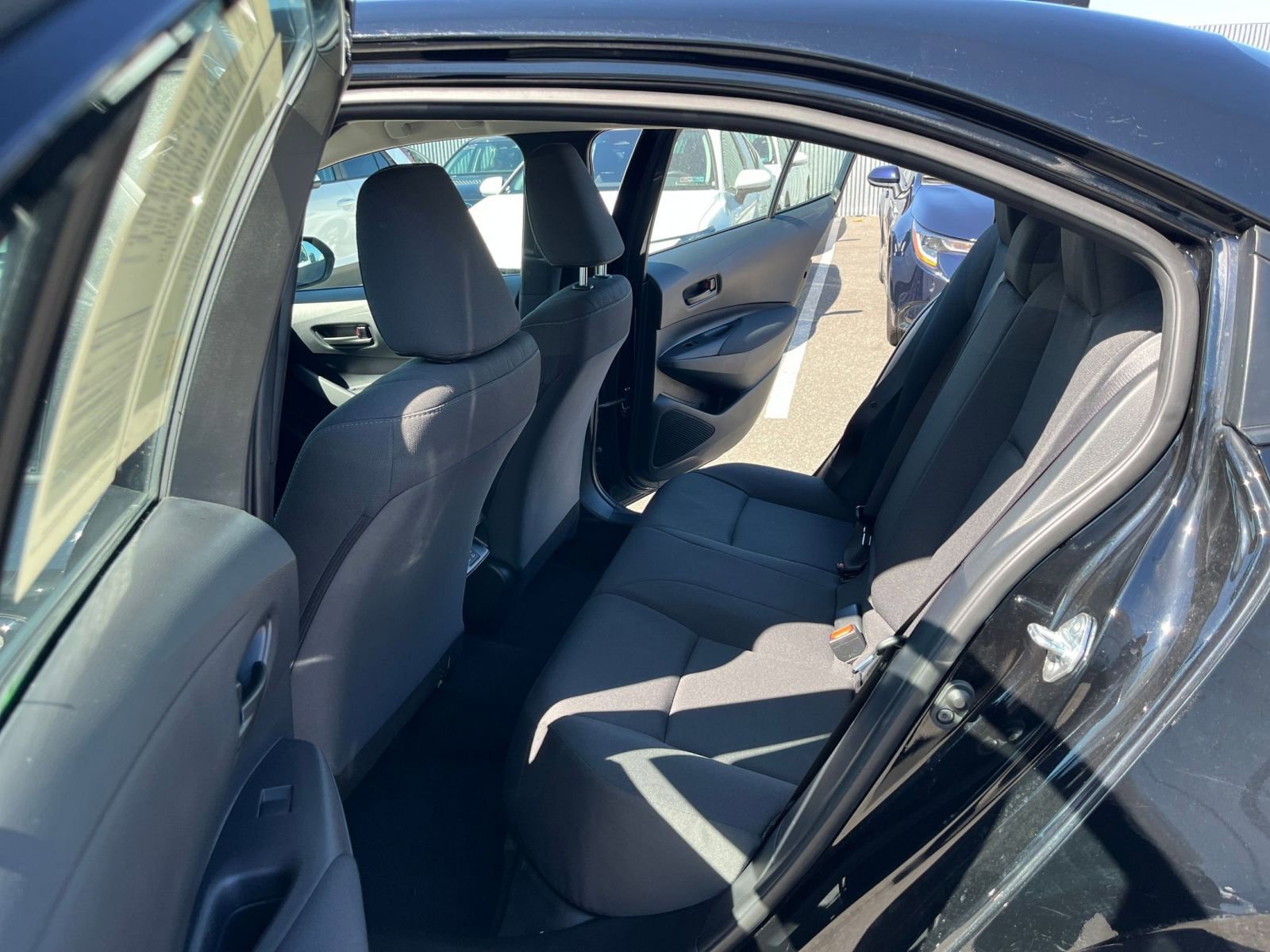 Thumbnail: 2025 Toyota Corolla - 25