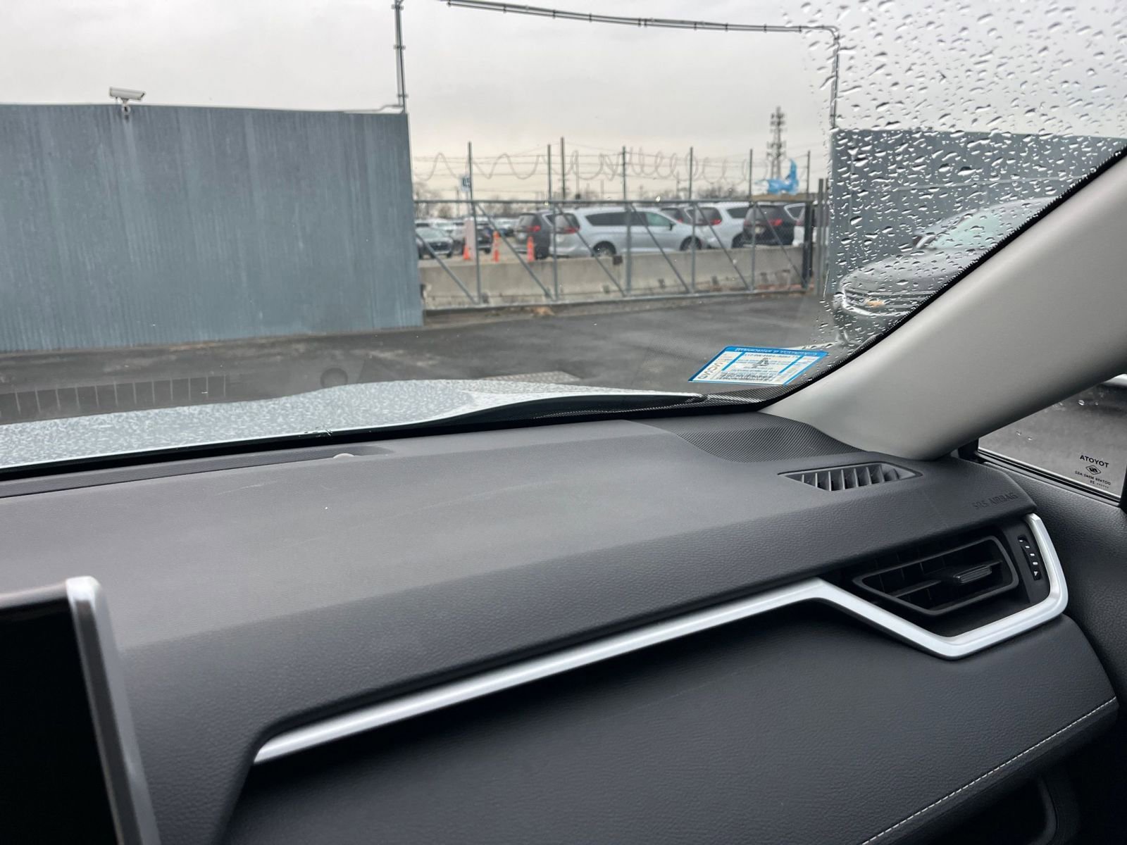 Thumbnail: 2025 Toyota RAV4 - 34