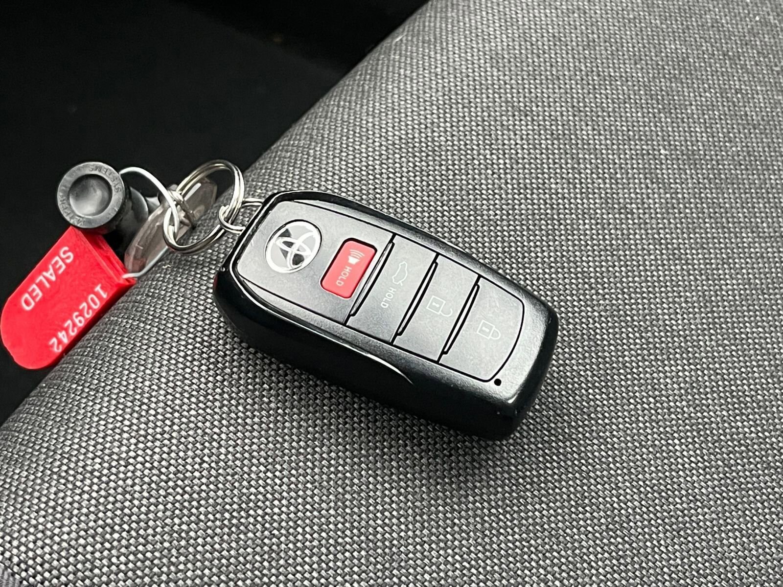 Thumbnail: 2025 Toyota Camry - 22