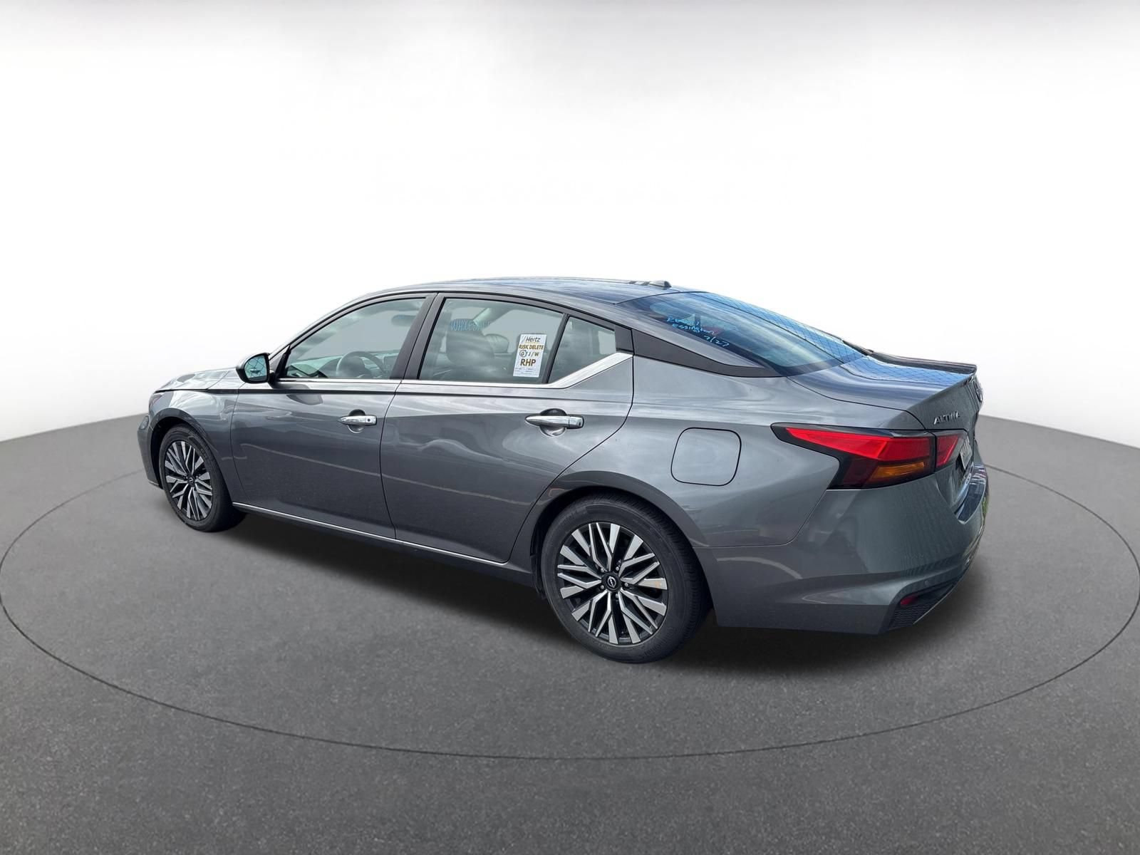Thumbnail: 2025 Nissan Altima - 11