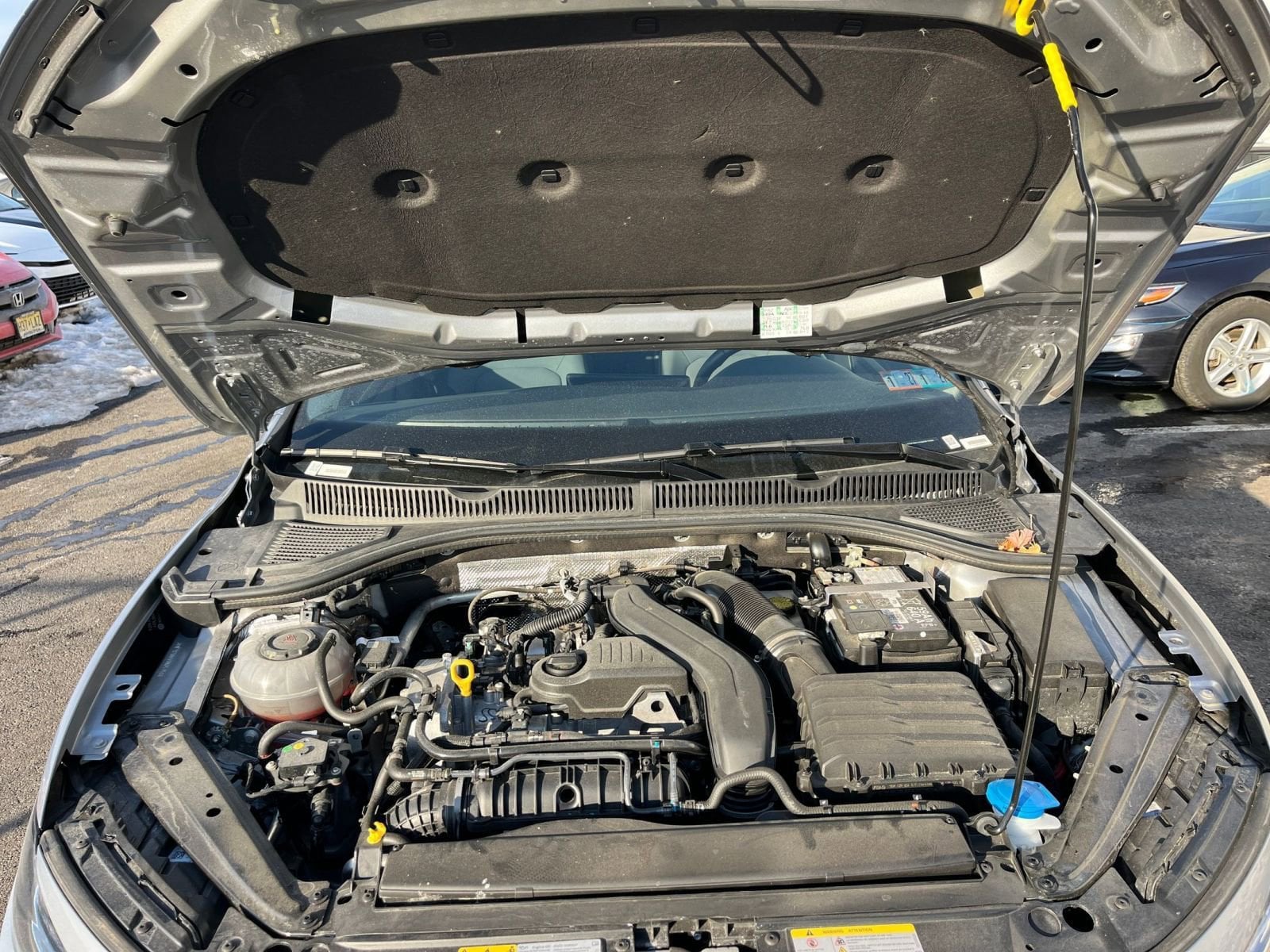 Thumbnail: 2025 Volkswagen Jetta - 32