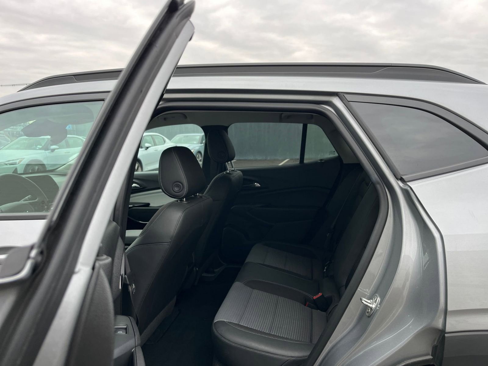 Thumbnail: 2025 Chevrolet Trax - 25