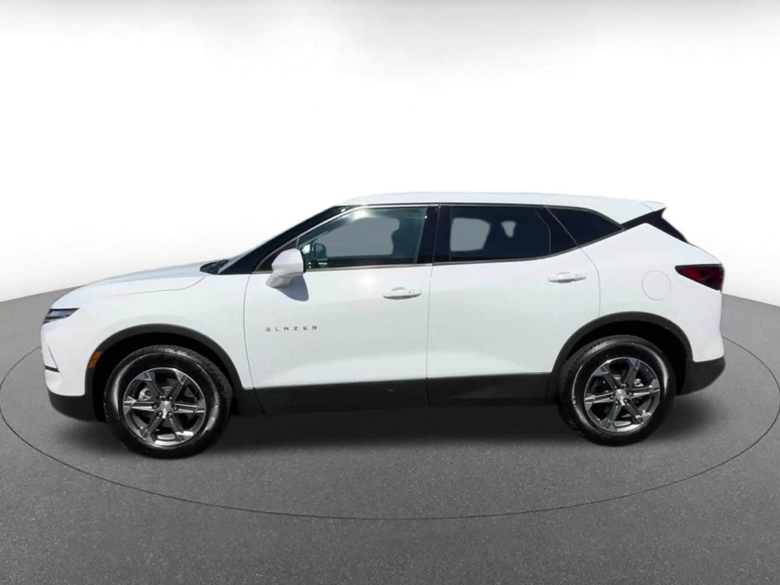 Thumbnail: 2026 Chevrolet Blazer - 8