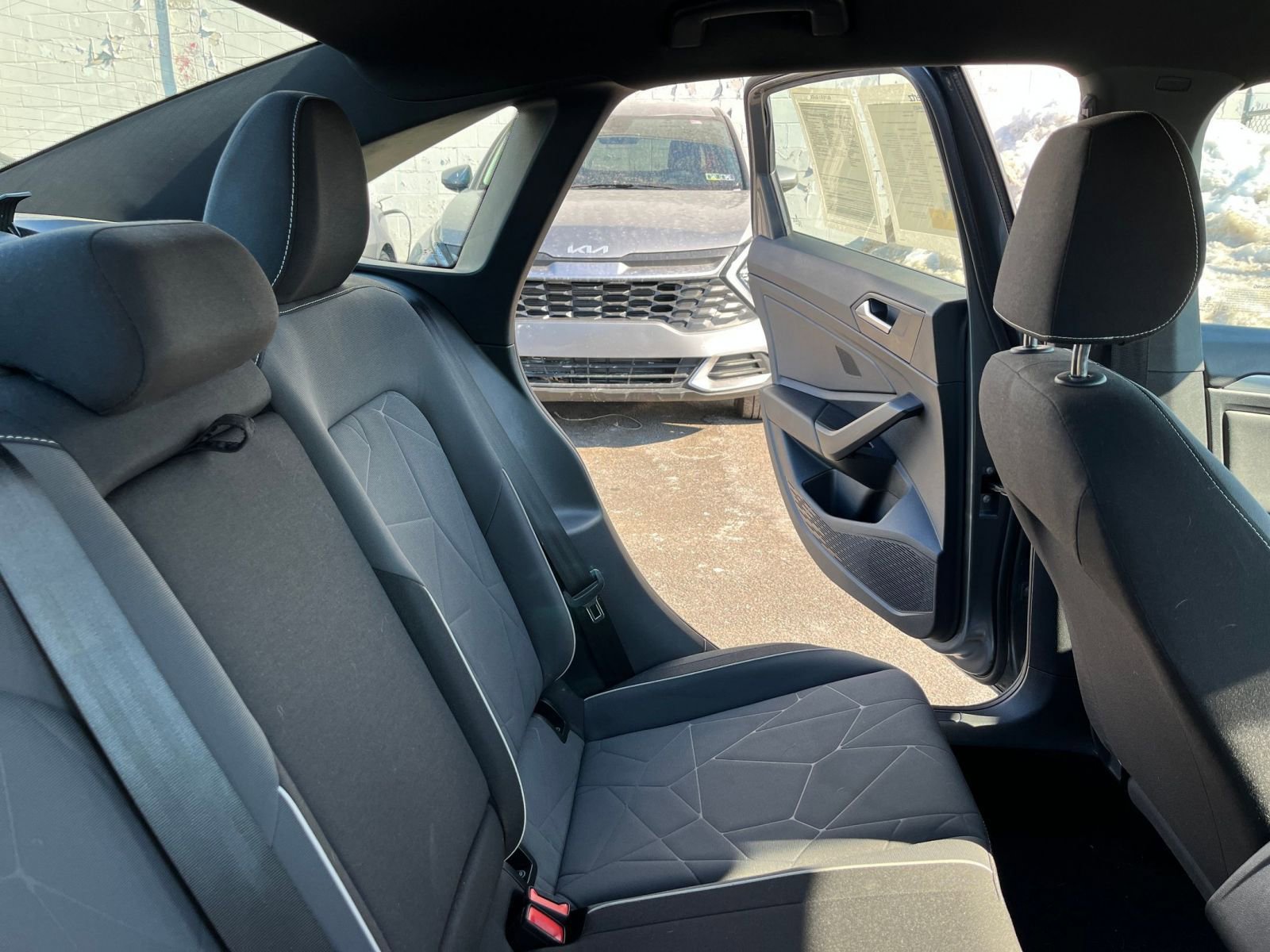 Thumbnail: 2025 Volkswagen Jetta - 35