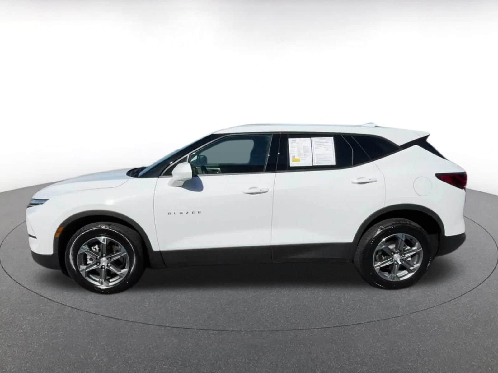 Thumbnail: 2025 Chevrolet Blazer - 8