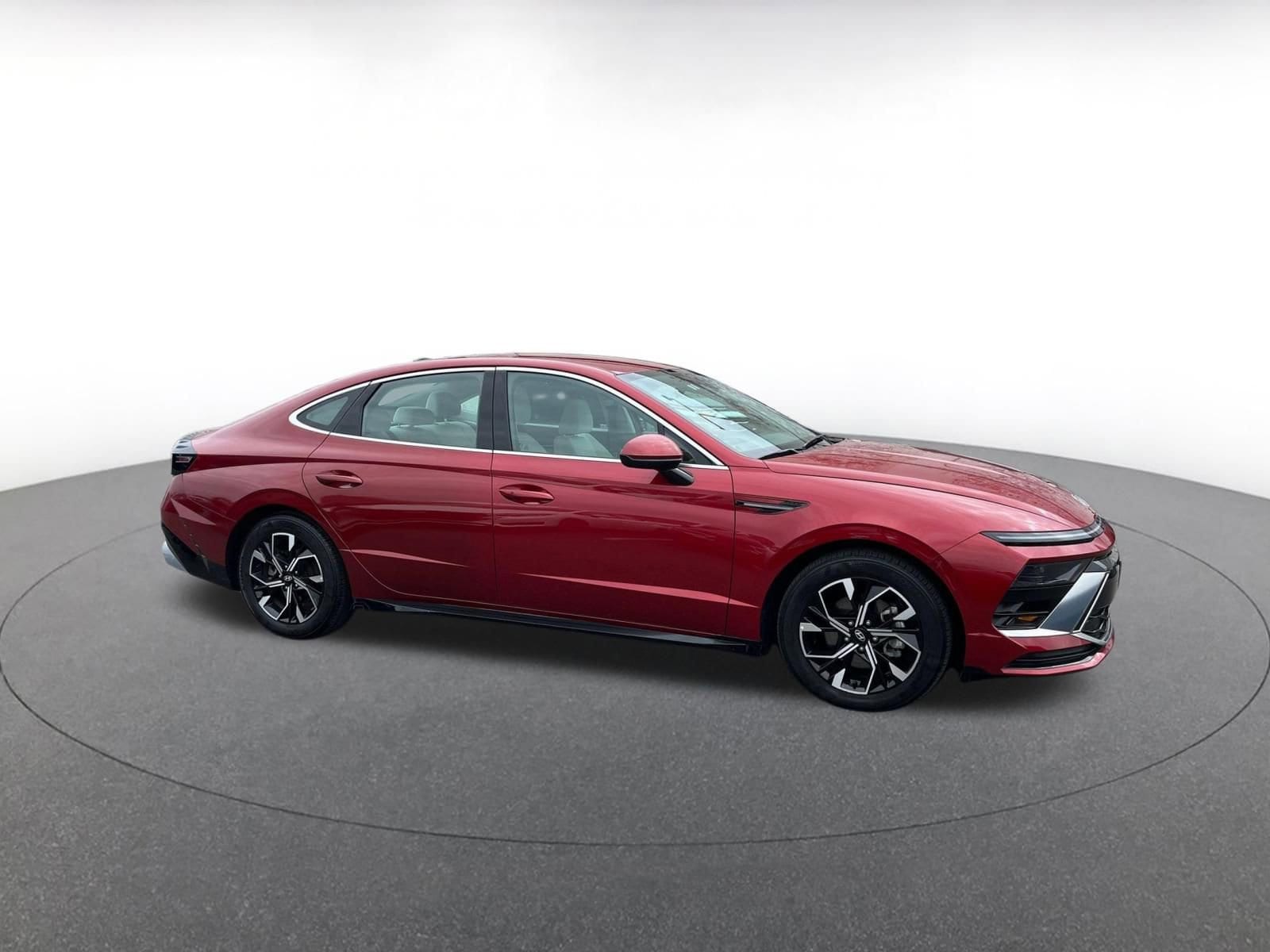 Thumbnail: 2025 Hyundai Sonata - 1