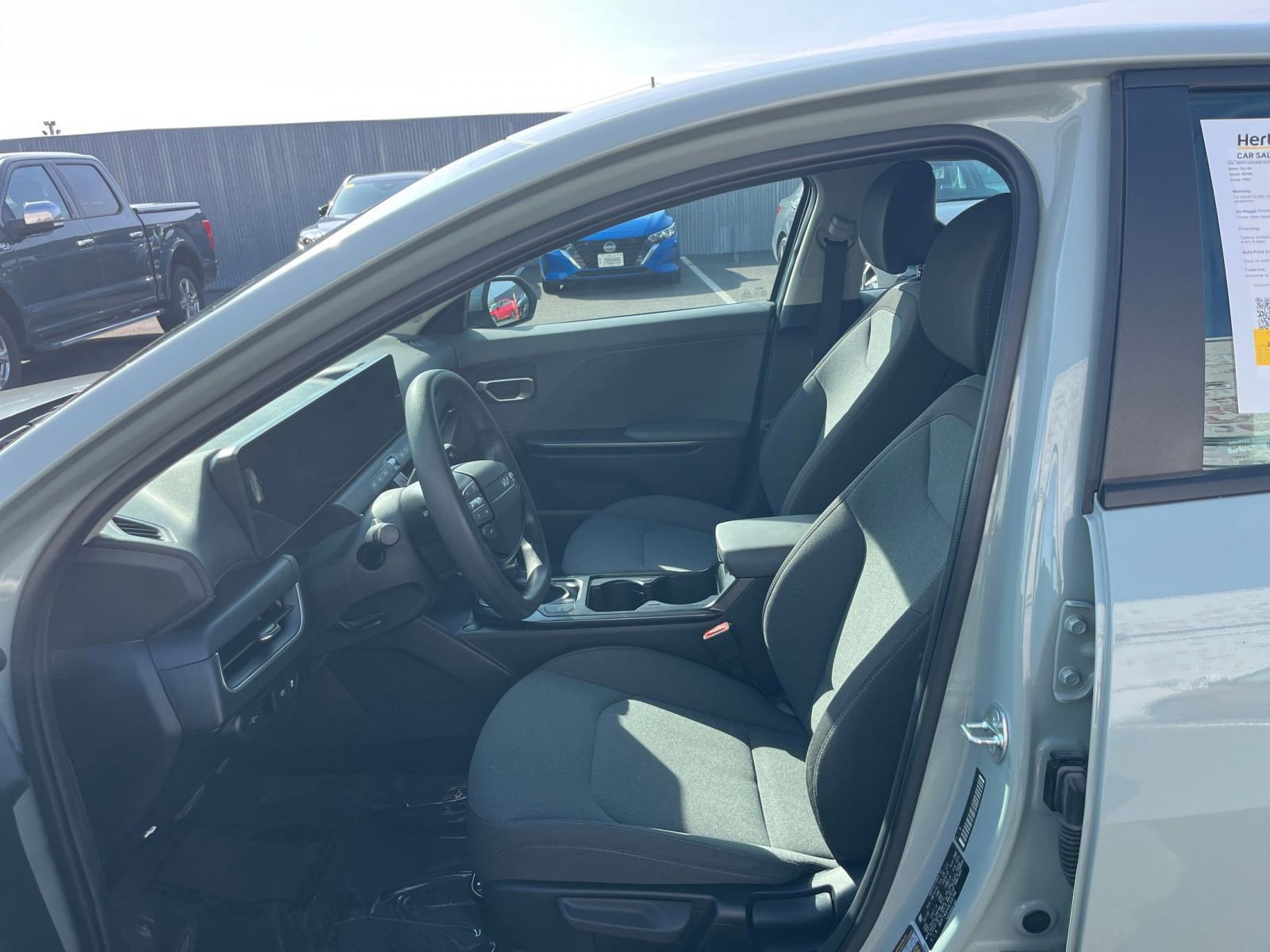 Thumbnail: 2025 Kia K4 - 27