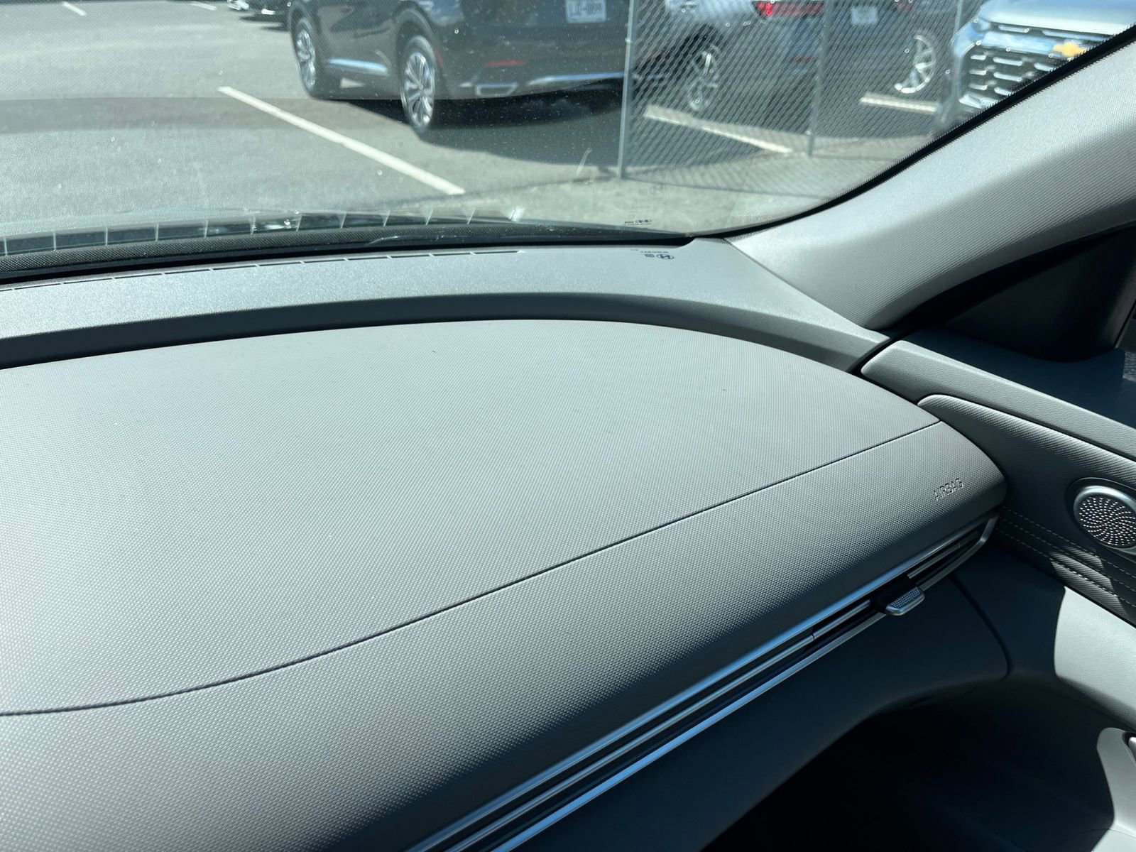 Thumbnail: 2025 Hyundai Elantra - 35