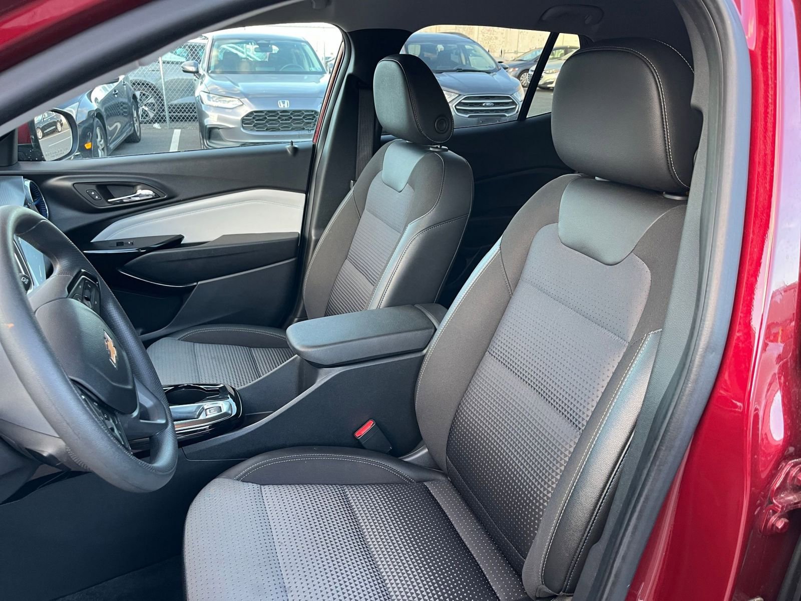 Thumbnail: 2025 Chevrolet Trax - 35