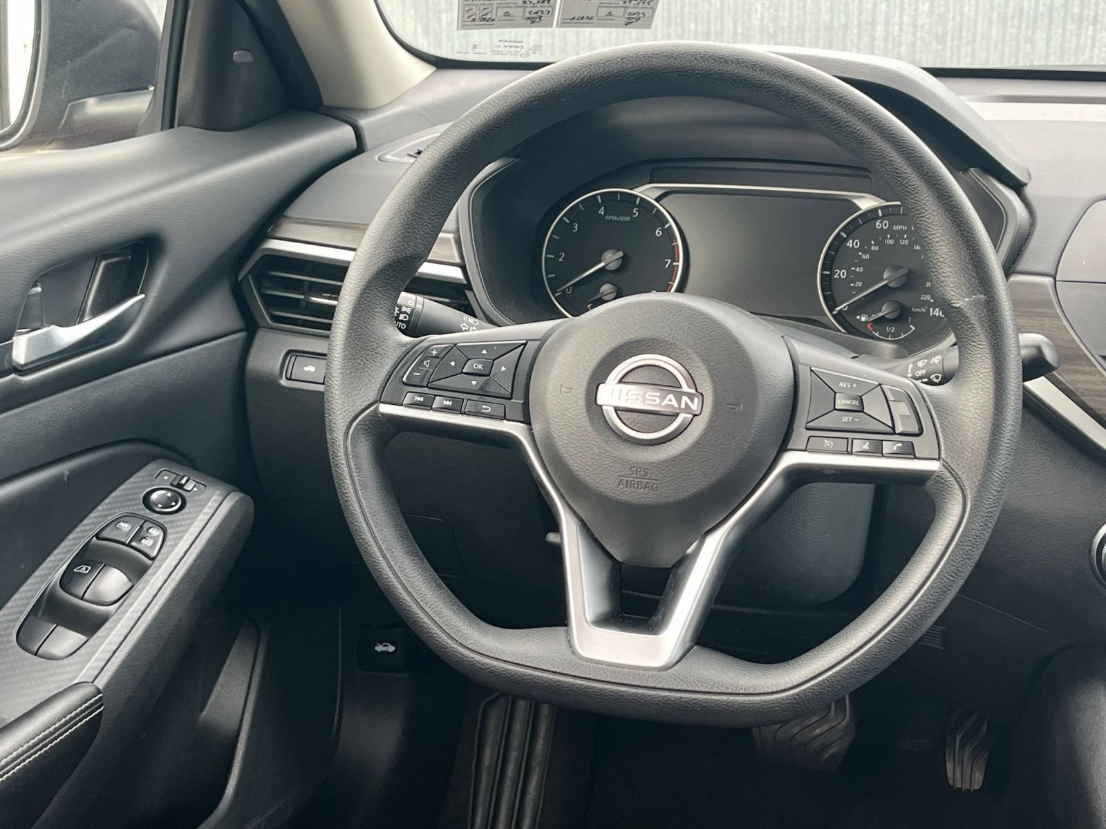 Thumbnail: 2025 Nissan Altima - 28