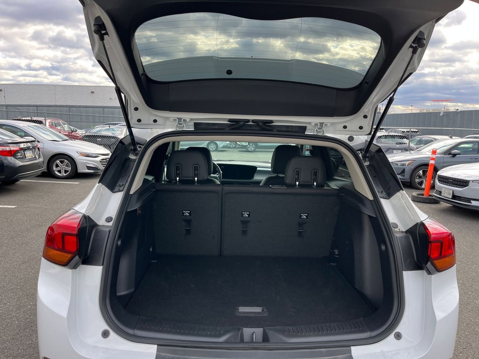 Thumbnail: 2025 Buick Encore GX - 29