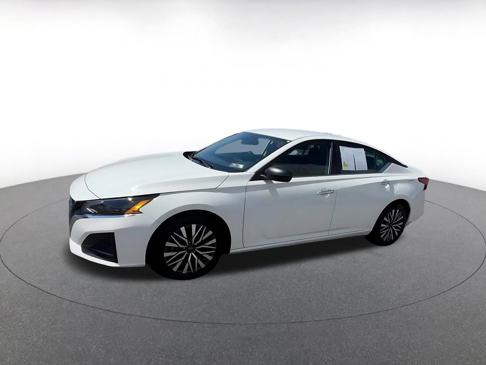 Thumbnail: 2025 Nissan Altima - 7