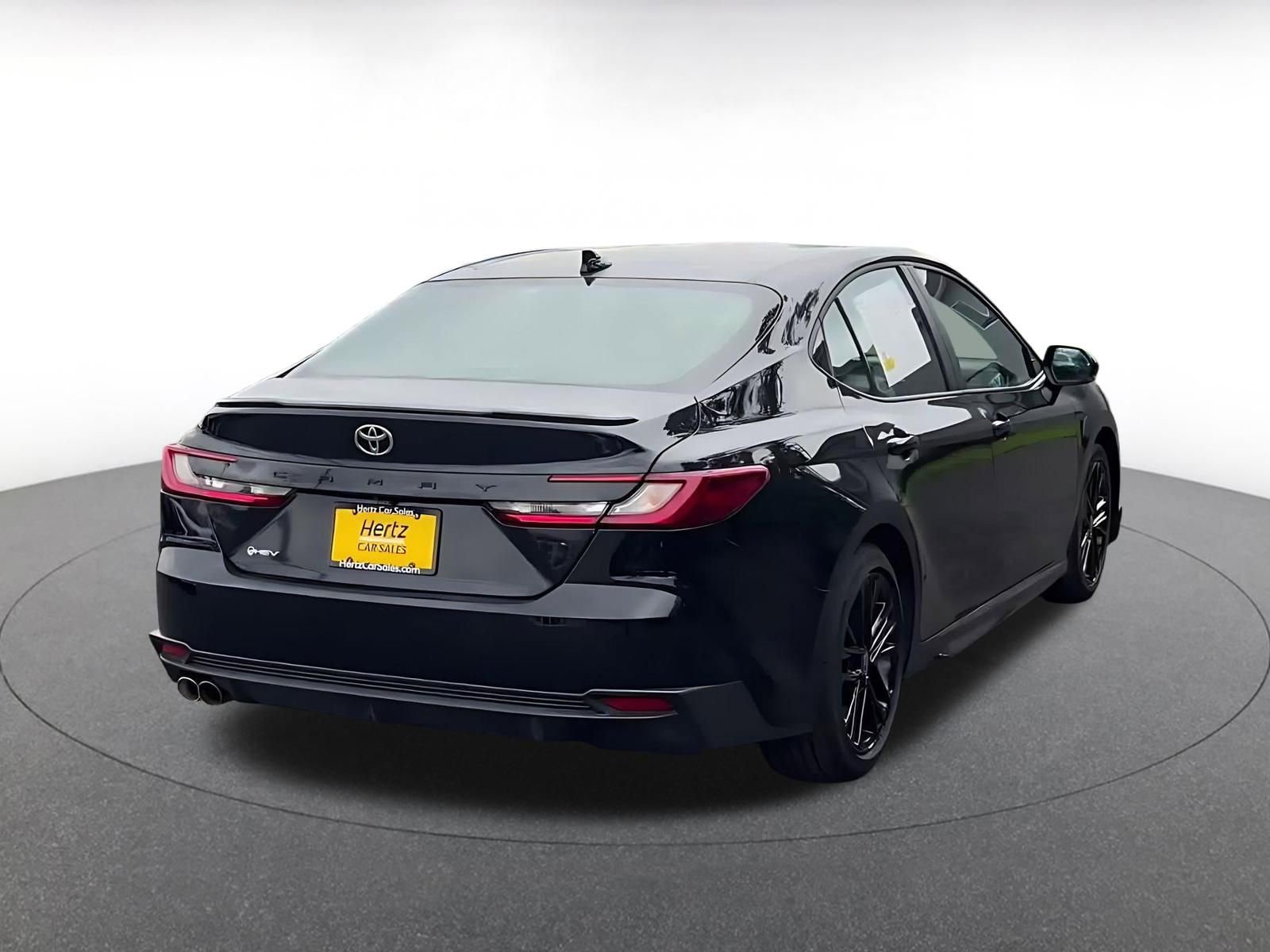 Thumbnail: 2025 Toyota Camry - 15