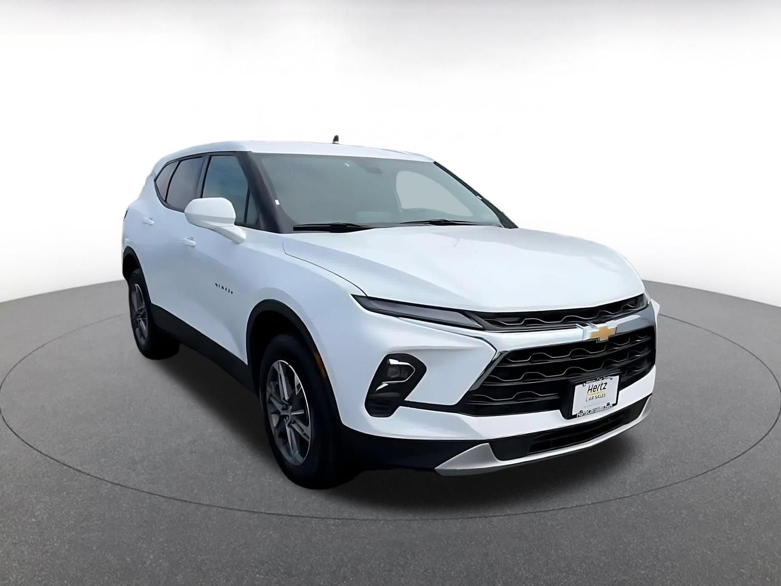 Thumbnail: 2026 Chevrolet Blazer - 3
