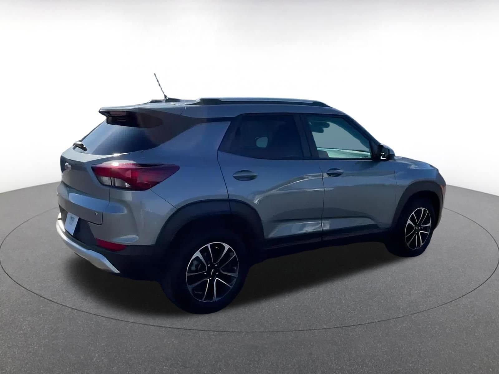 Thumbnail: 2025 Chevrolet TrailBlazer - 15