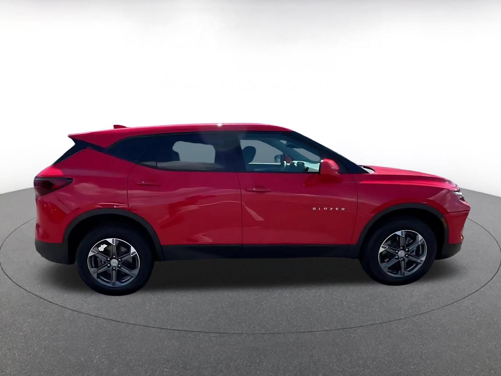 Thumbnail: 2026 Chevrolet Blazer - 16