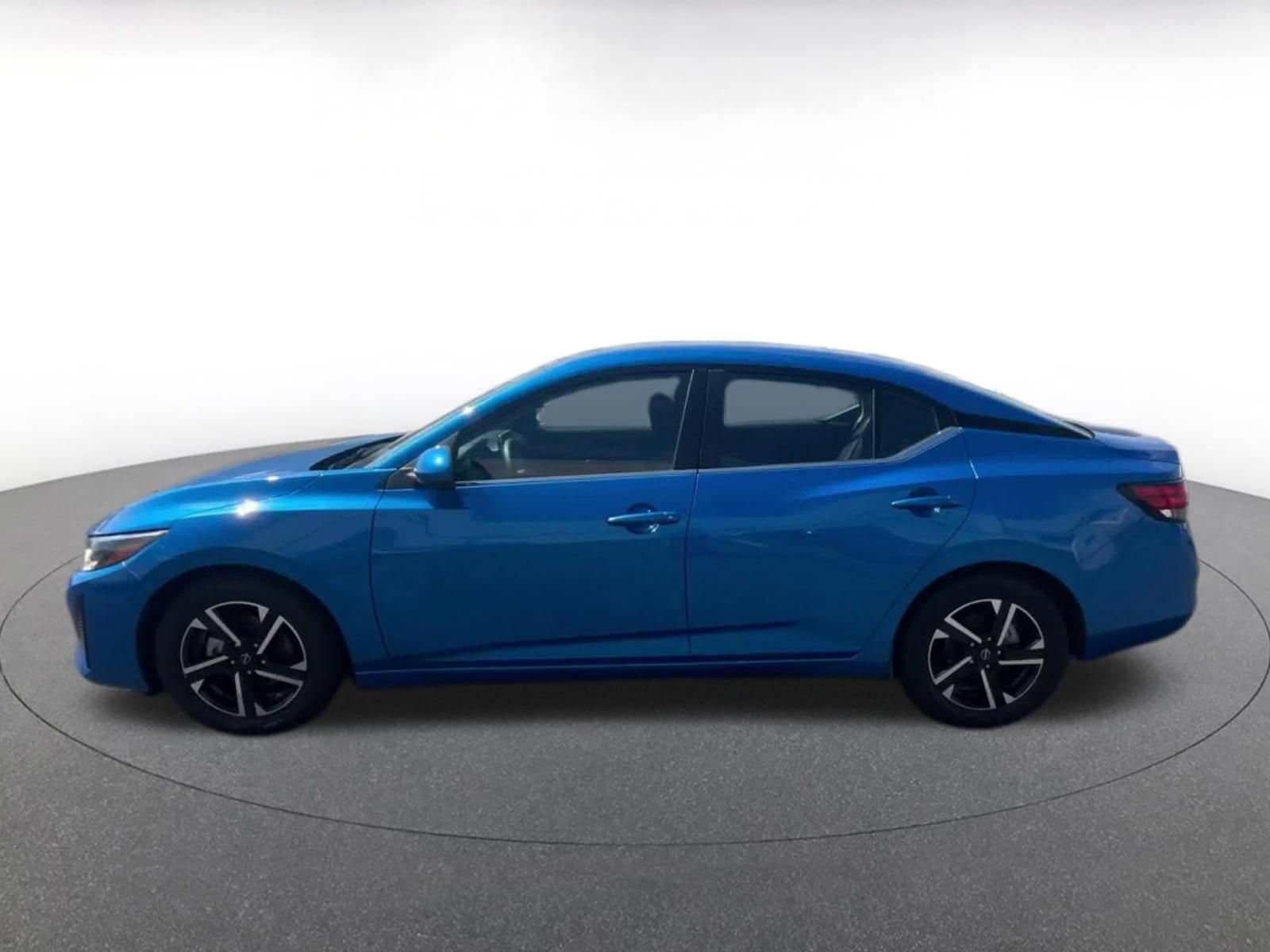 Thumbnail: 2025 Nissan Sentra - 8