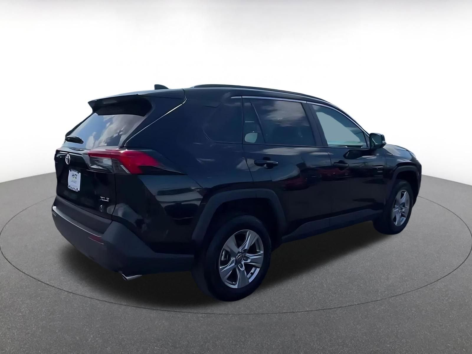 Thumbnail: 2025 Toyota RAV4 - 13