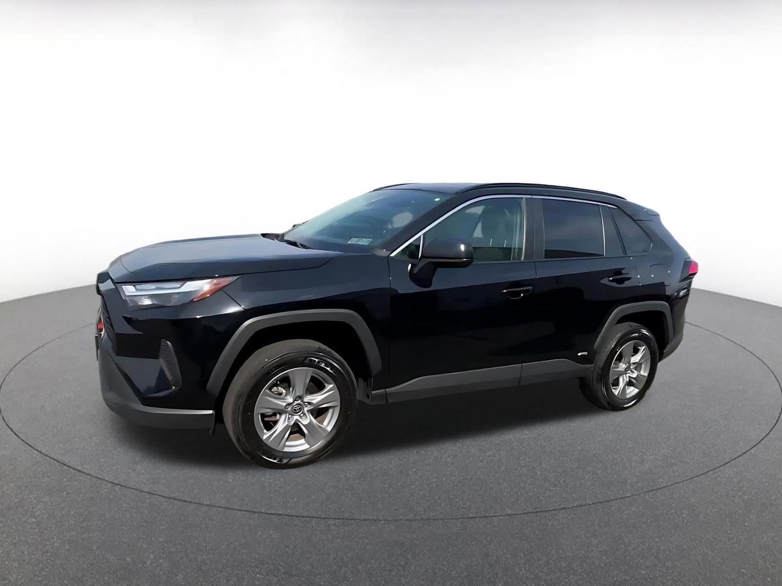 Thumbnail: 2025 Toyota RAV4 - 7