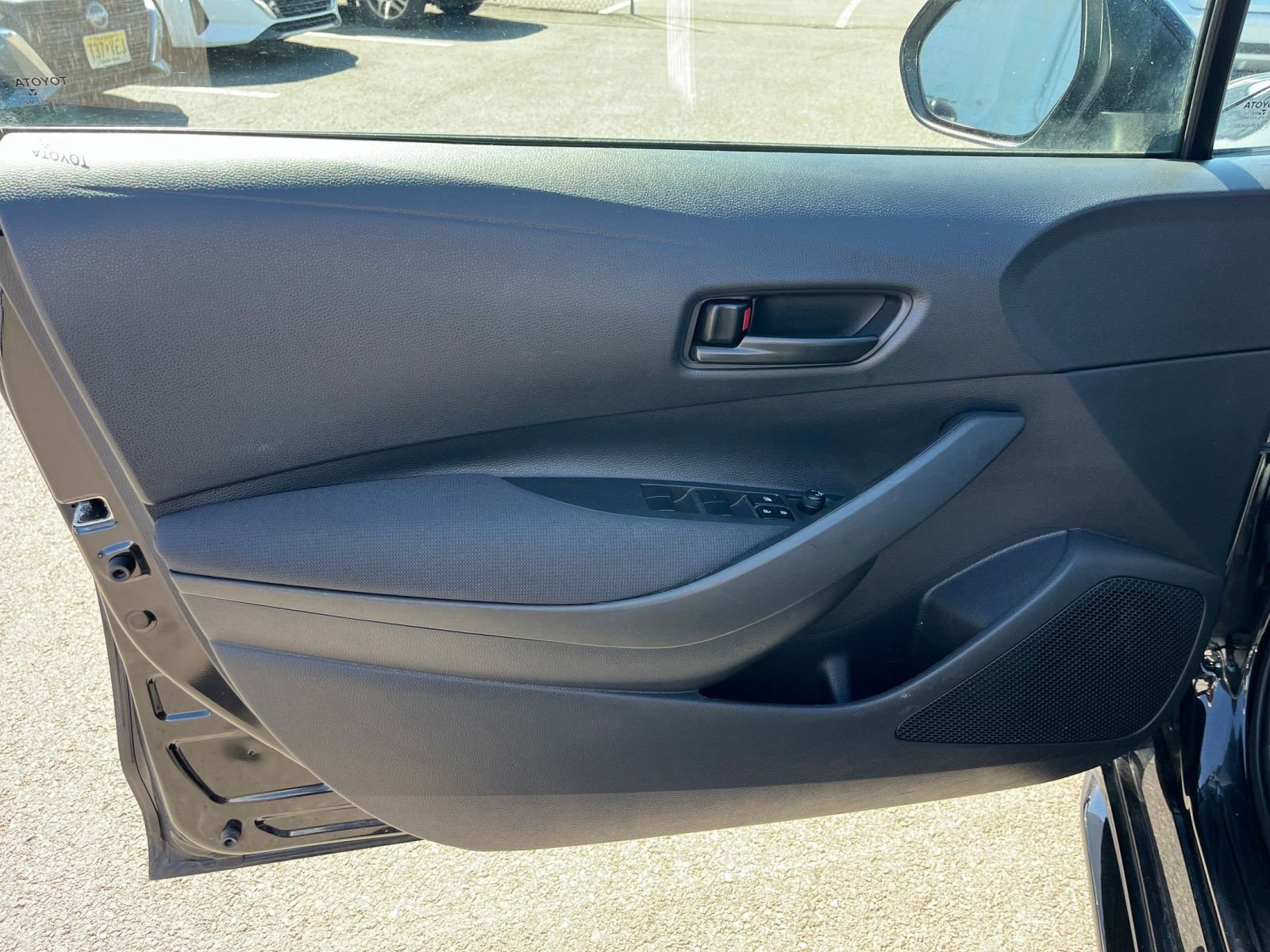 Thumbnail: 2025 Toyota Corolla - 18