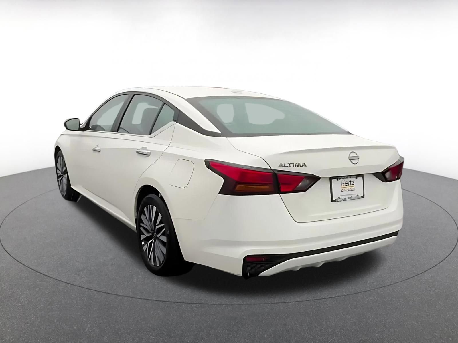 Thumbnail: 2025 Nissan Altima - 11