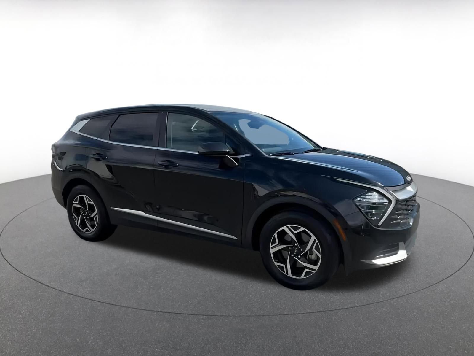 2024 Kia Sportage LX 2