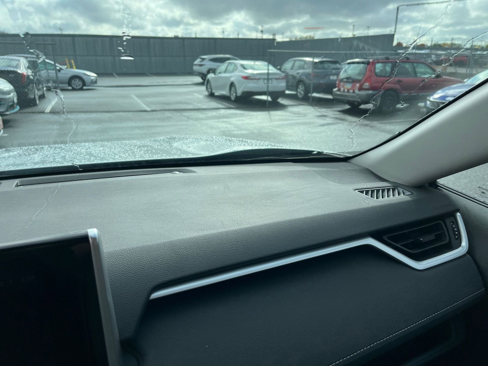 Thumbnail: 2025 Toyota RAV4 - 34