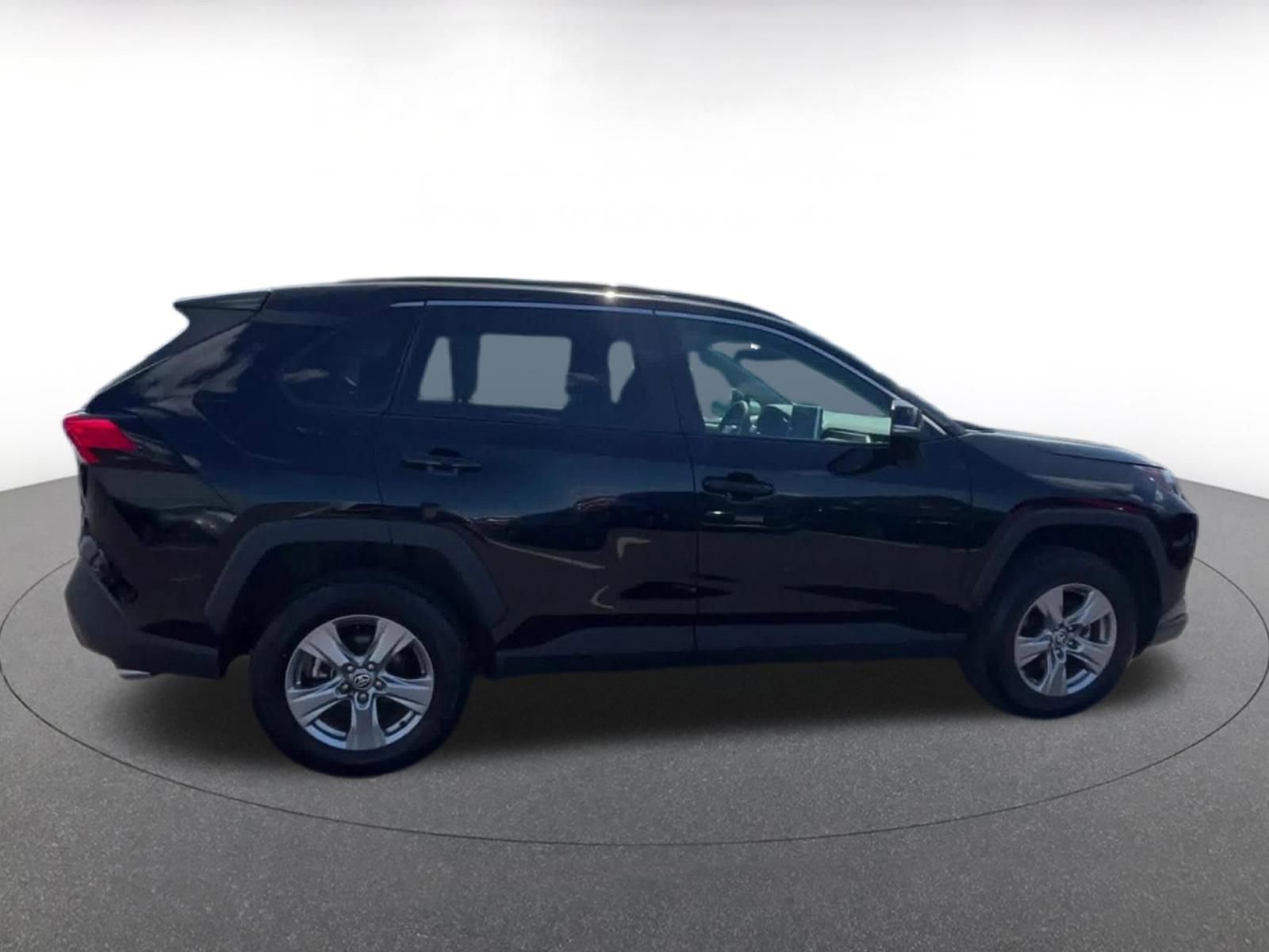 Thumbnail: 2025 Toyota RAV4 - 15