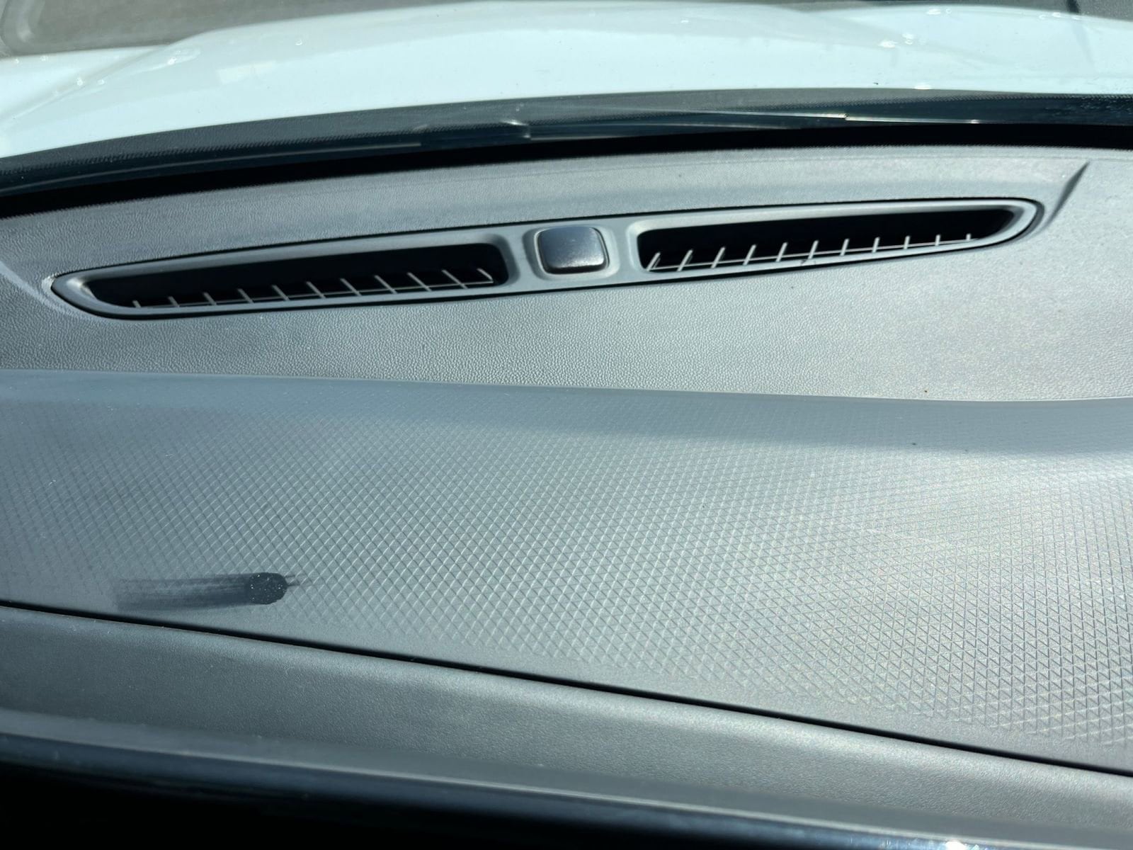 Thumbnail: 2025 Chevrolet Trax - 17