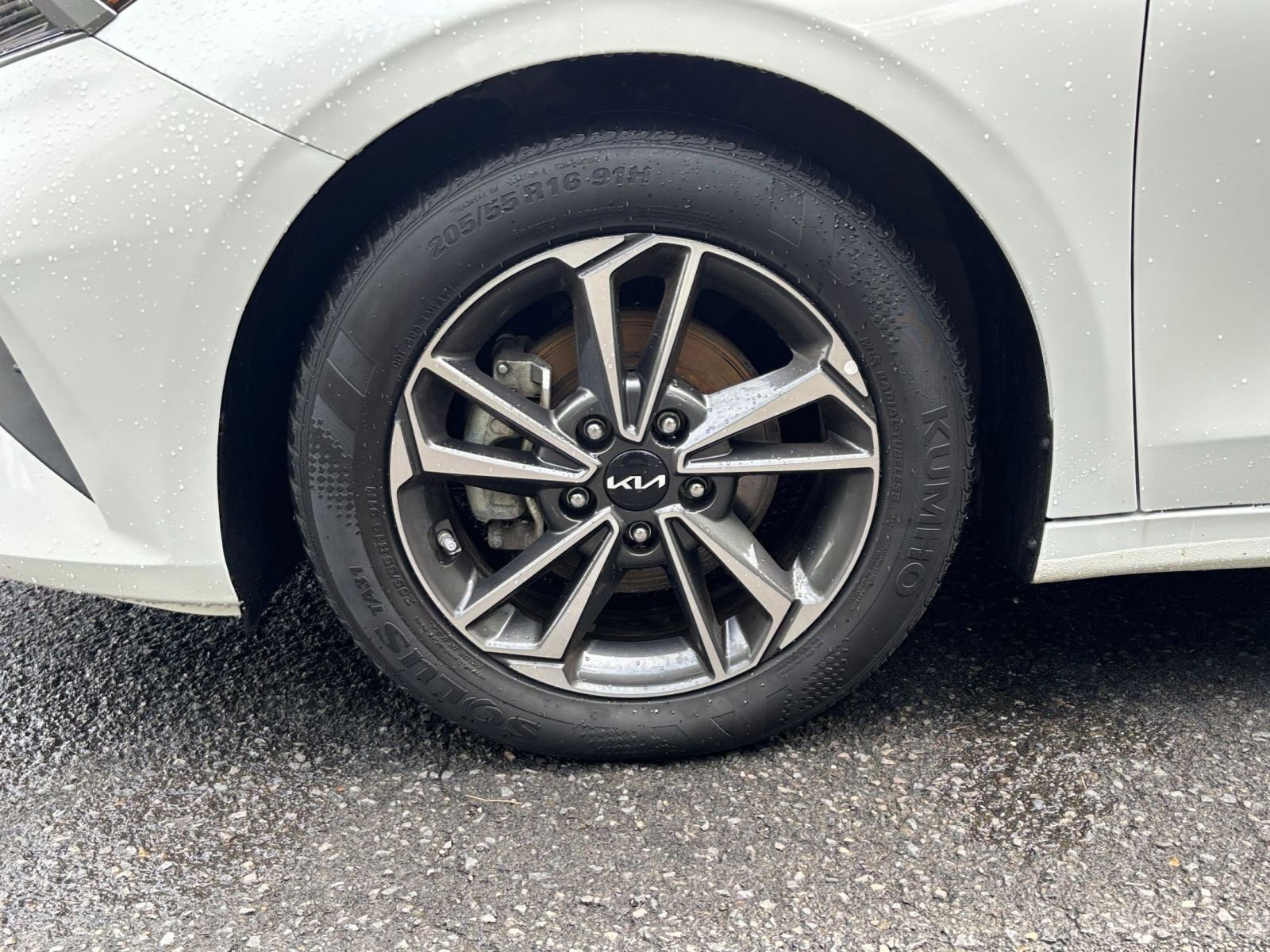 Thumbnail: 2024 Kia Forte - 30