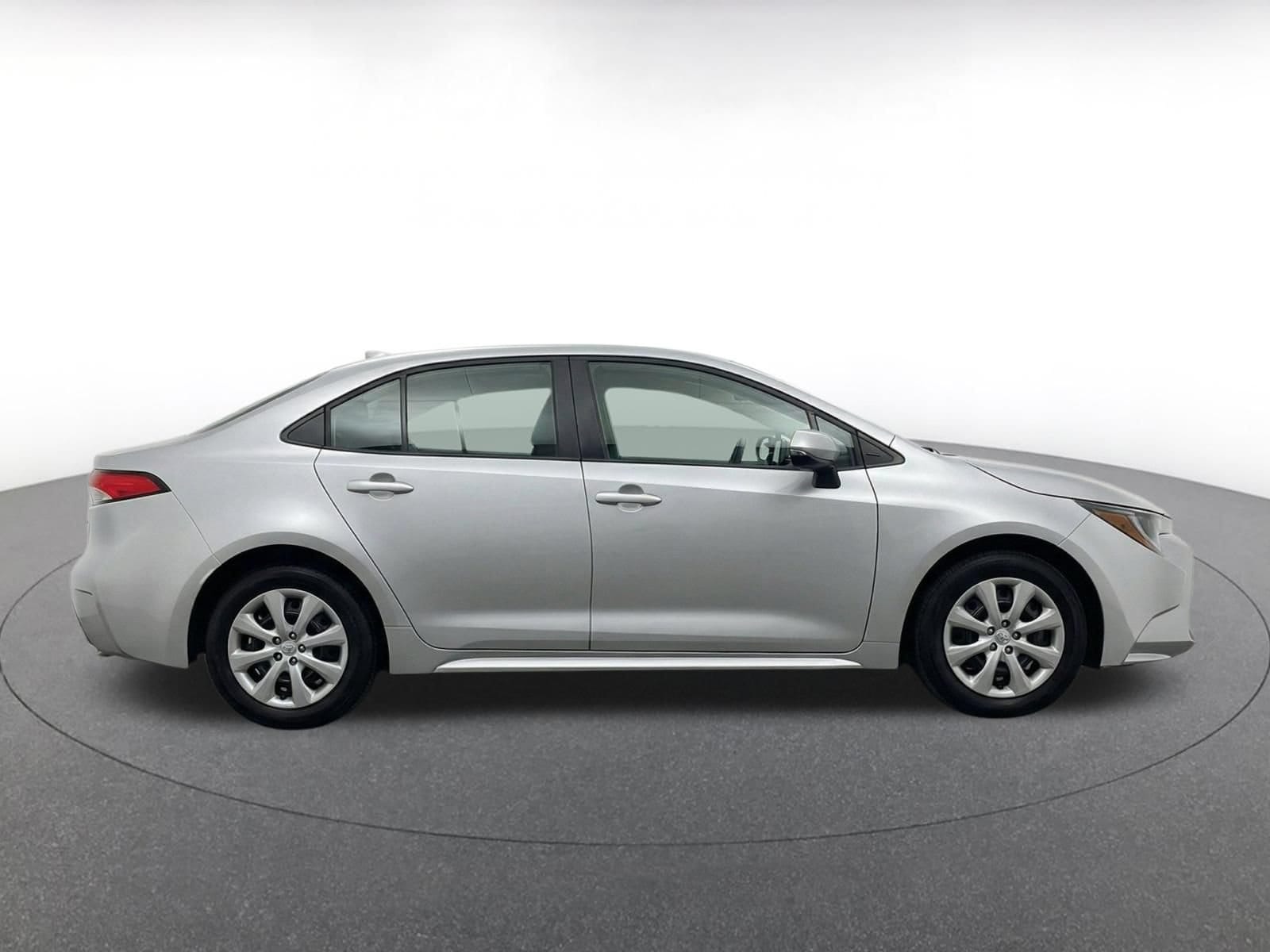 Thumbnail: 2025 Toyota Corolla - 9