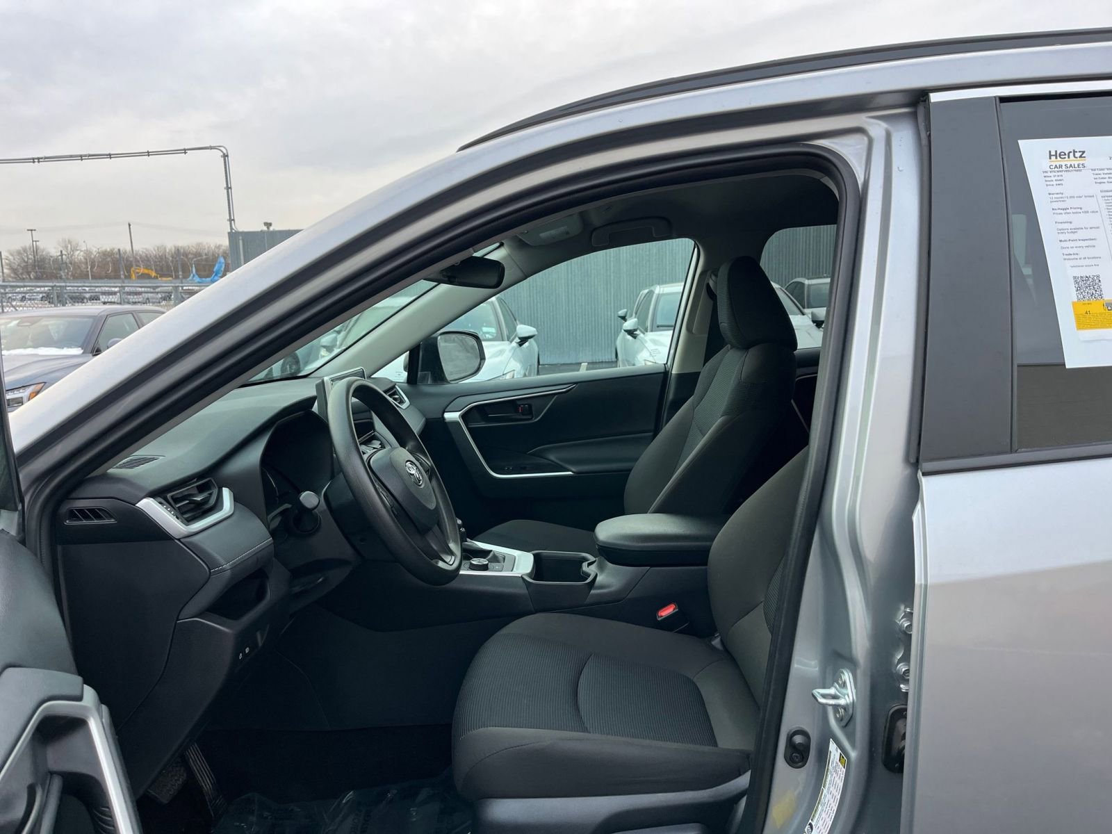 Thumbnail: 2025 Toyota RAV4 - 26