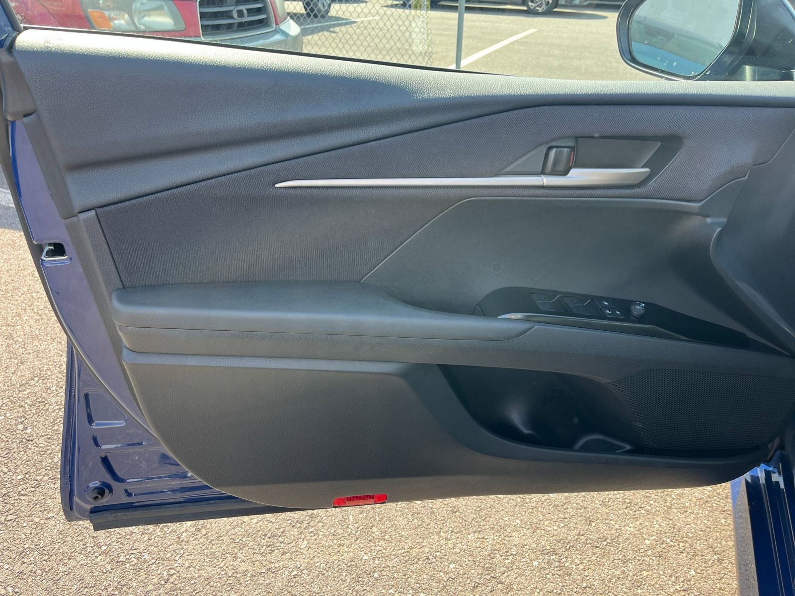 Thumbnail: 2025 Toyota Camry - 18