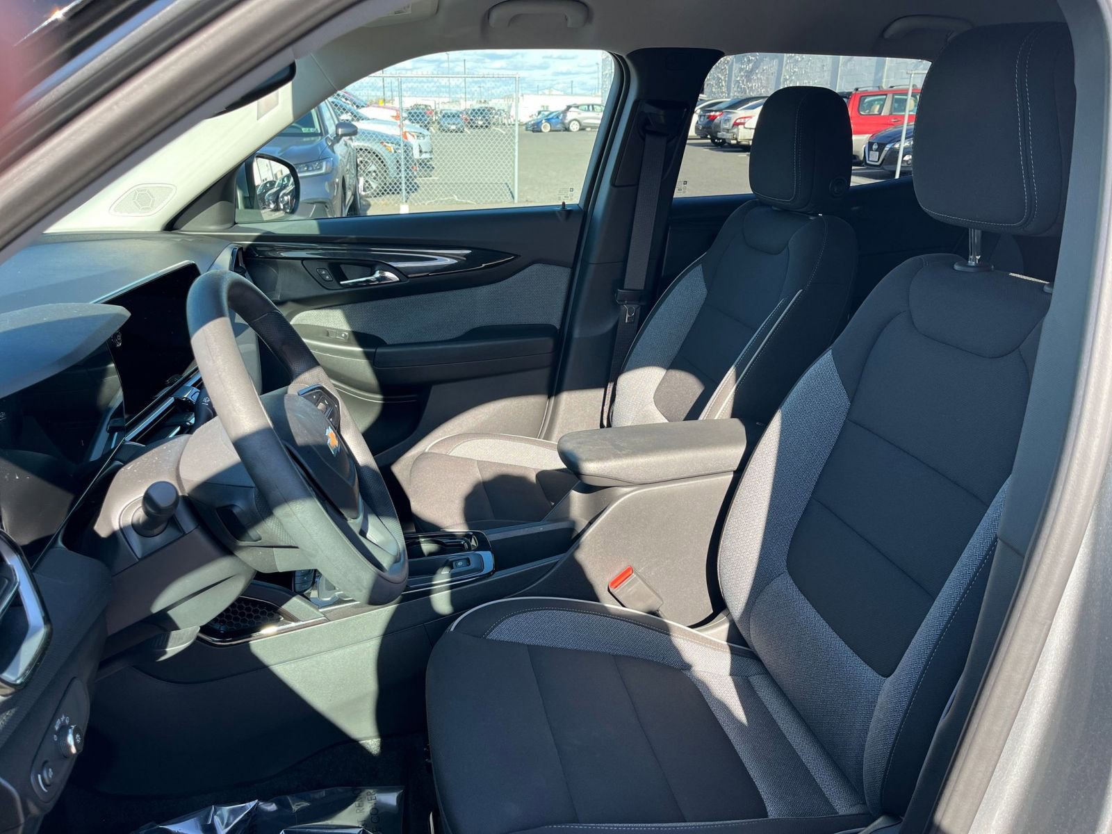 Thumbnail: 2025 Chevrolet TrailBlazer - 34