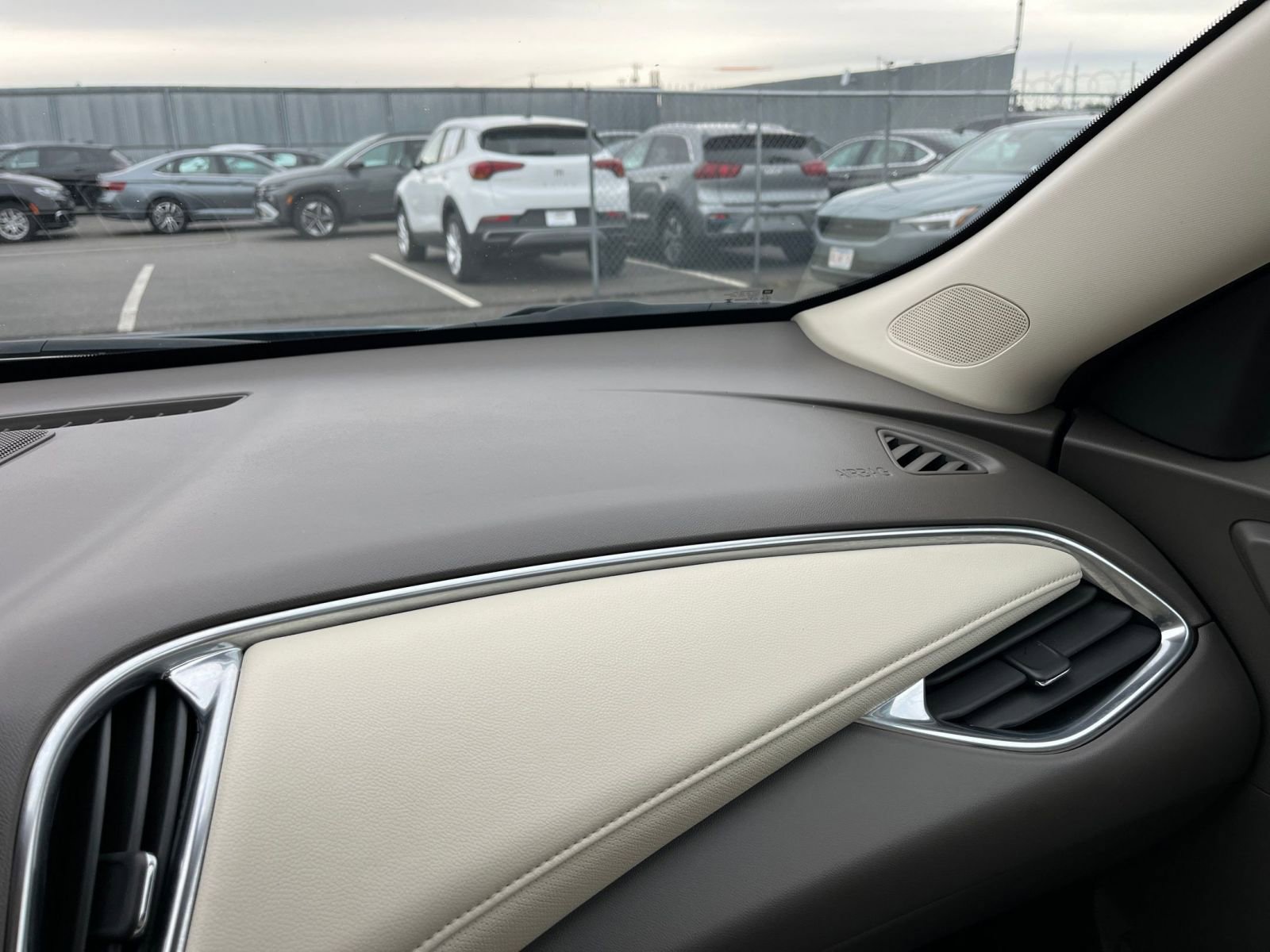 Thumbnail: 2024 Chevrolet Malibu - 35