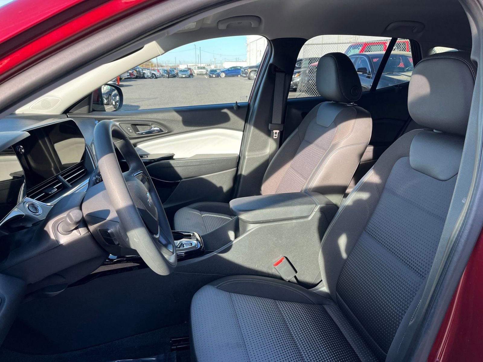 Thumbnail: 2025 Chevrolet Trax - 35