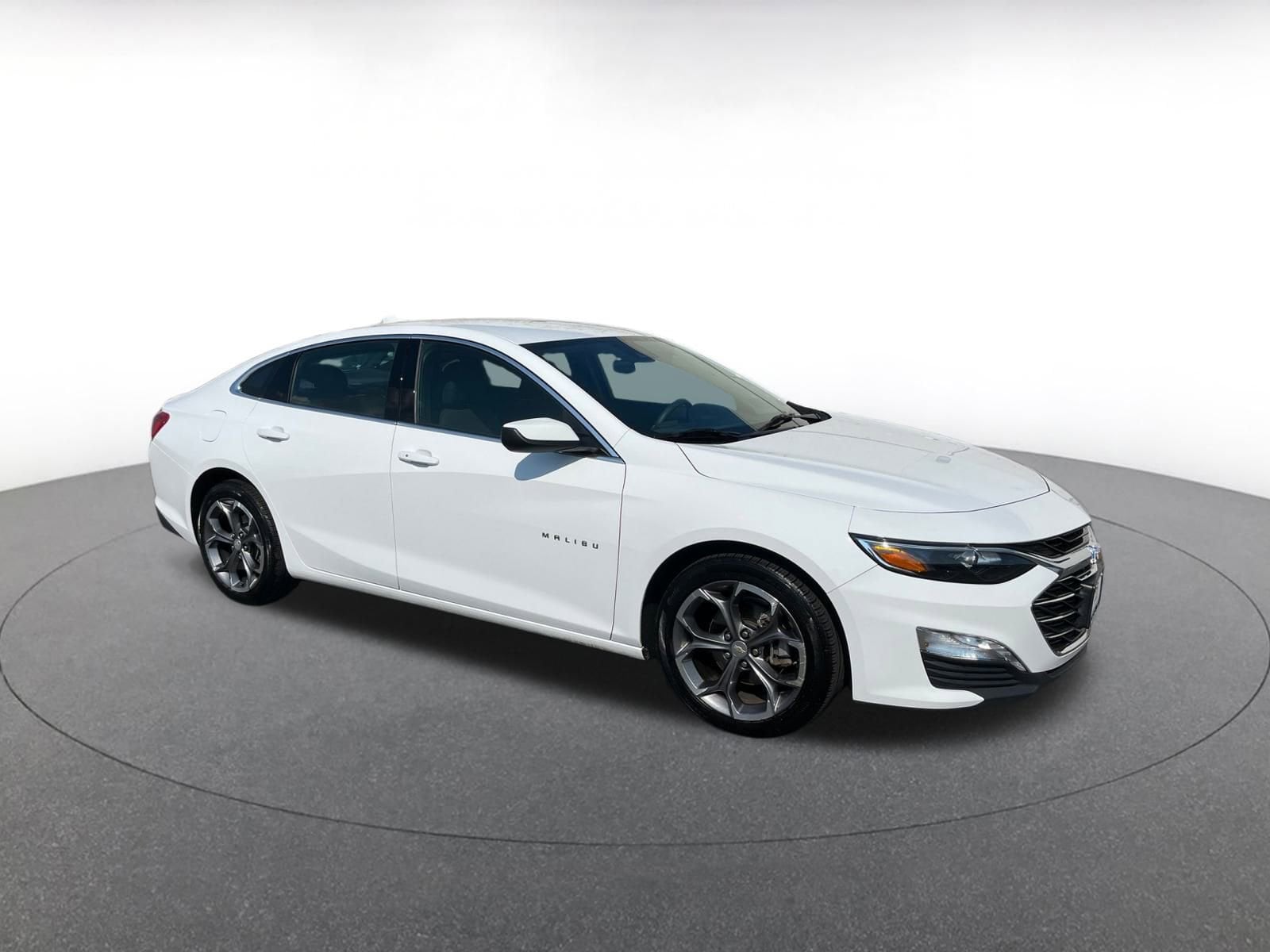 Thumbnail: 2024 Chevrolet Malibu - 1