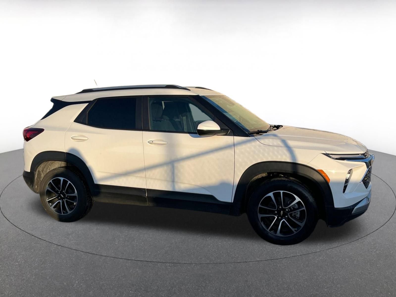 Thumbnail: 2025 Chevrolet TrailBlazer - 15