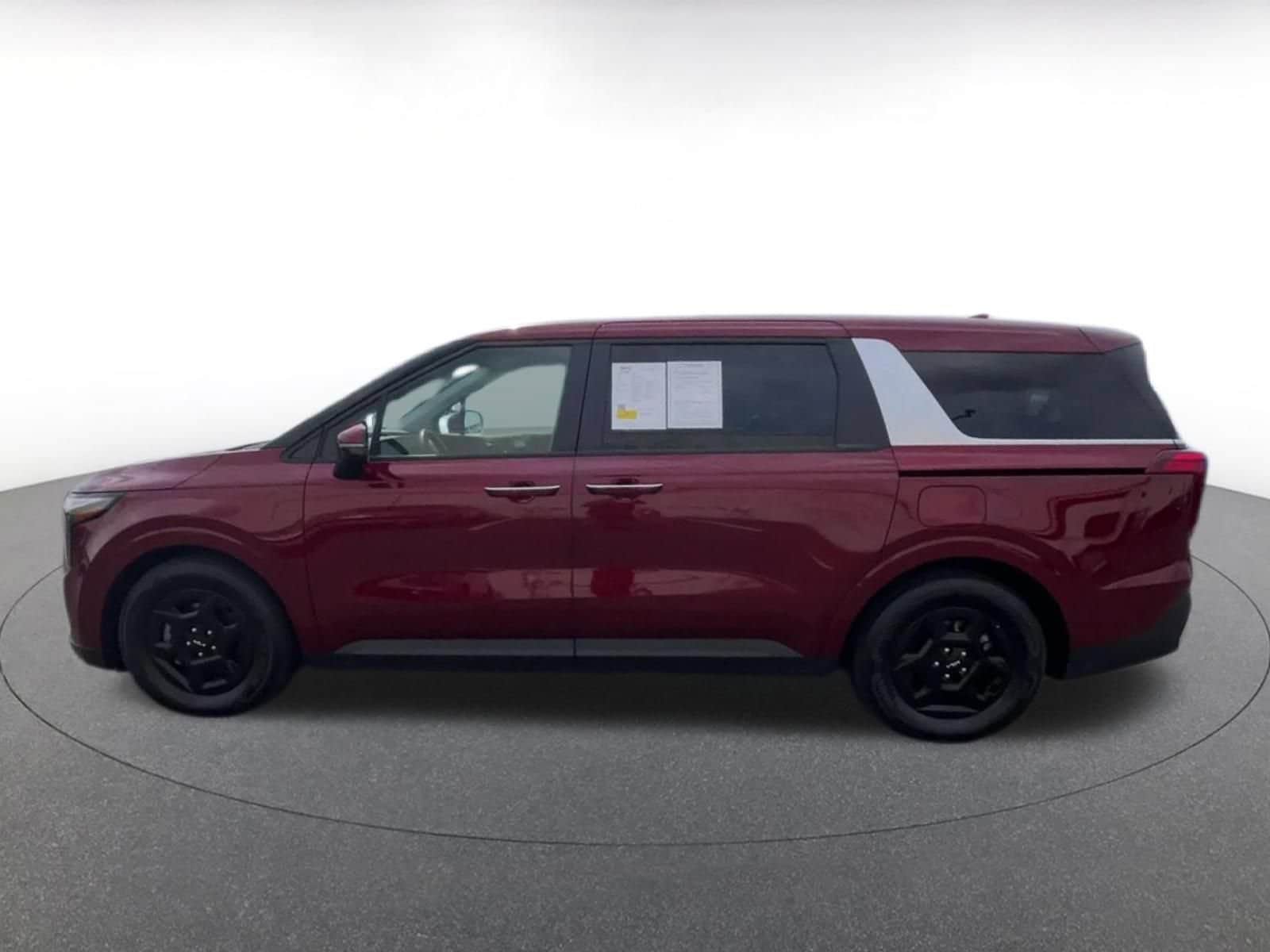 Thumbnail: 2026 Kia Carnival - 8