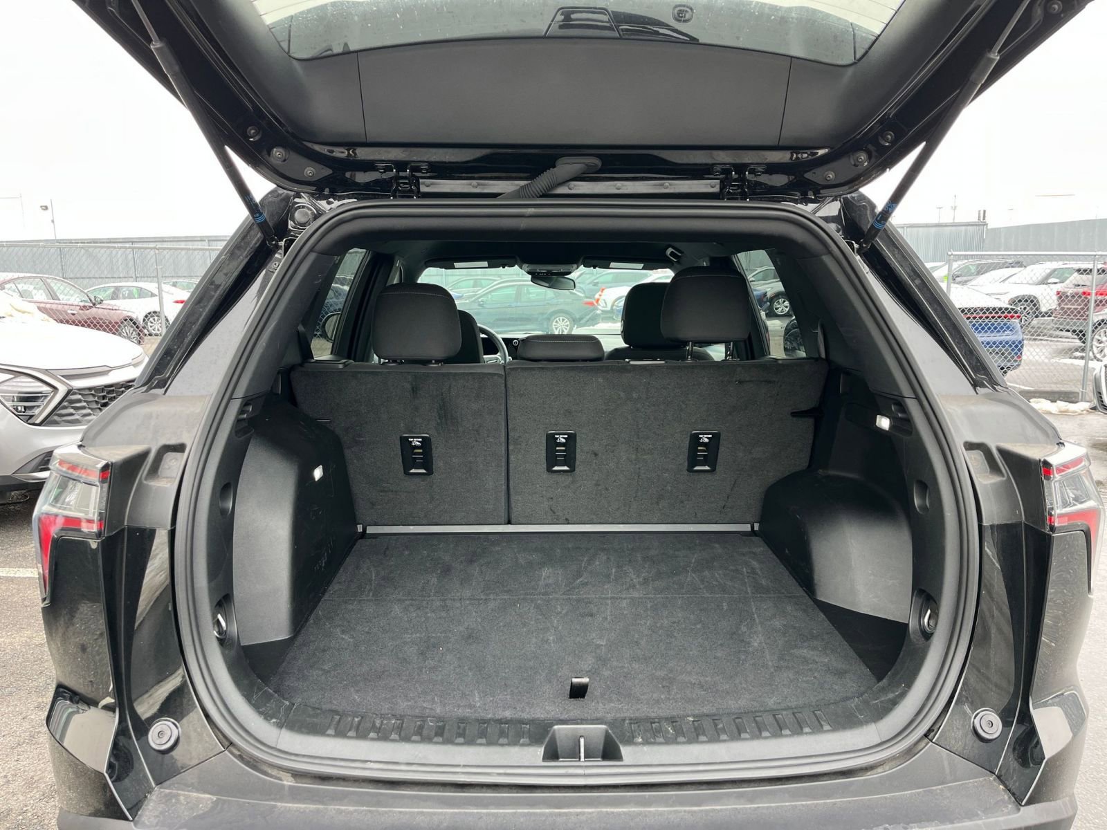 Thumbnail: 2025 Chevrolet Equinox - 31