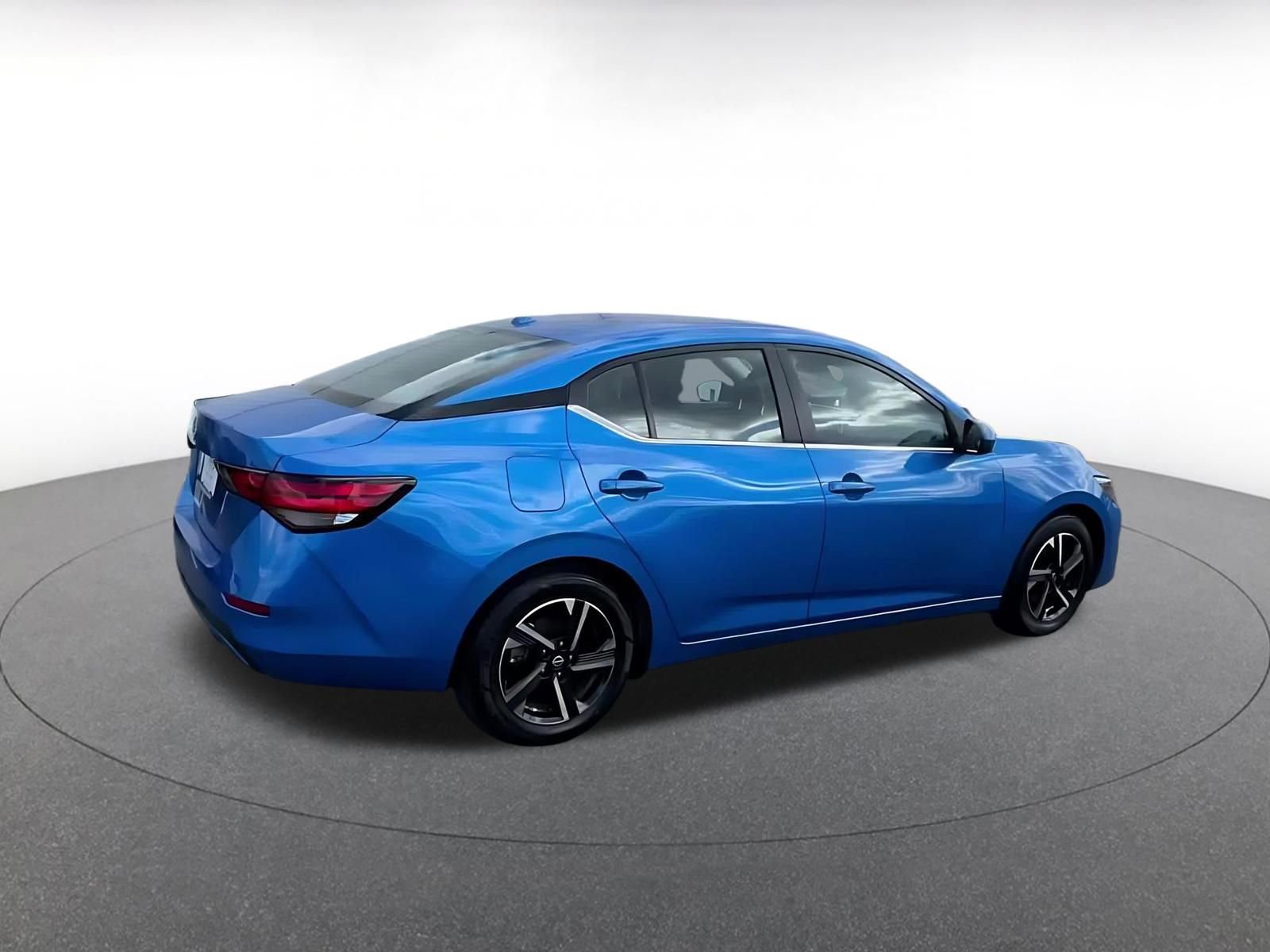 Thumbnail: 2025 Nissan Sentra - 13