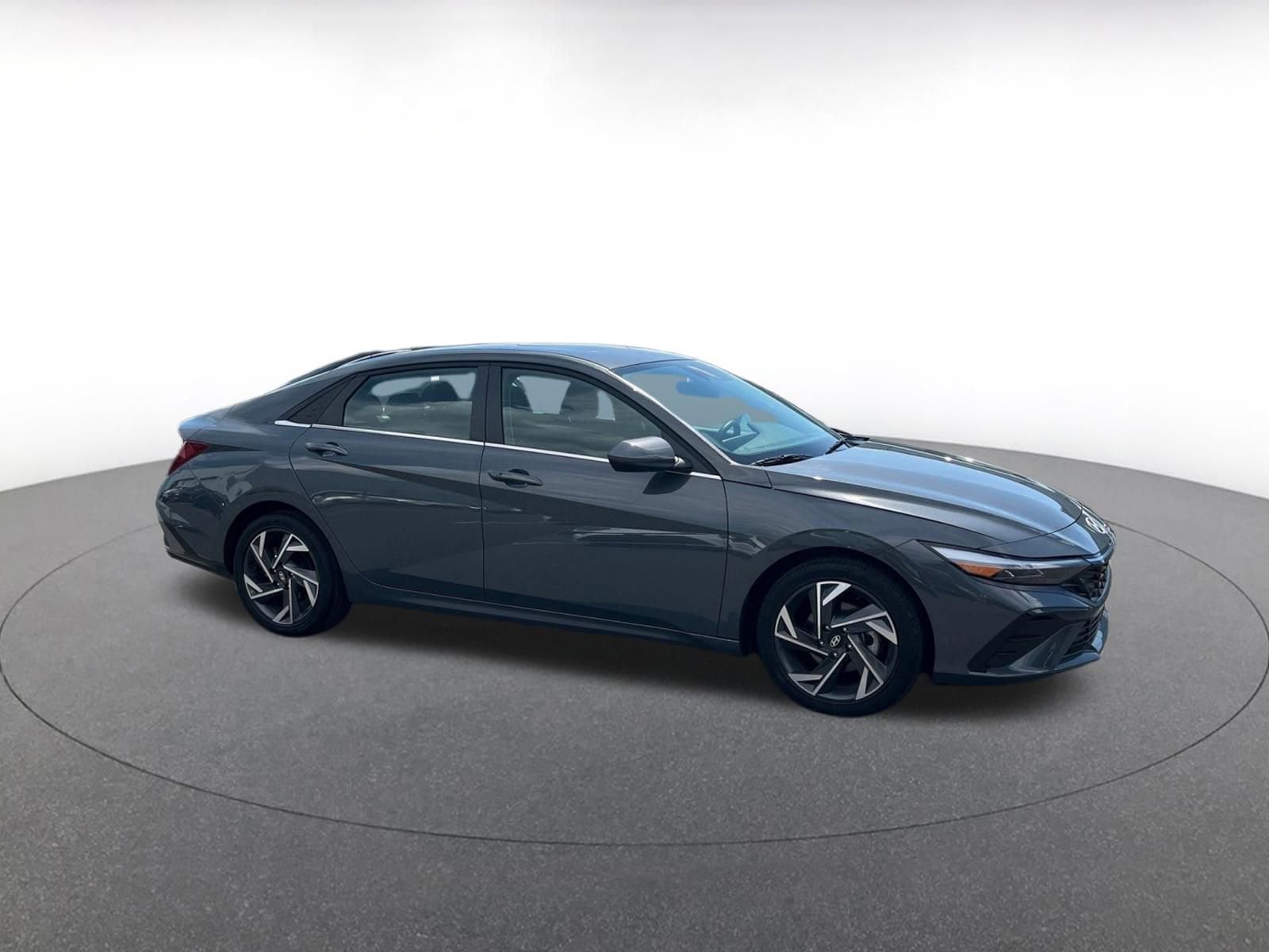 Thumbnail: 2025 Hyundai Elantra - 1