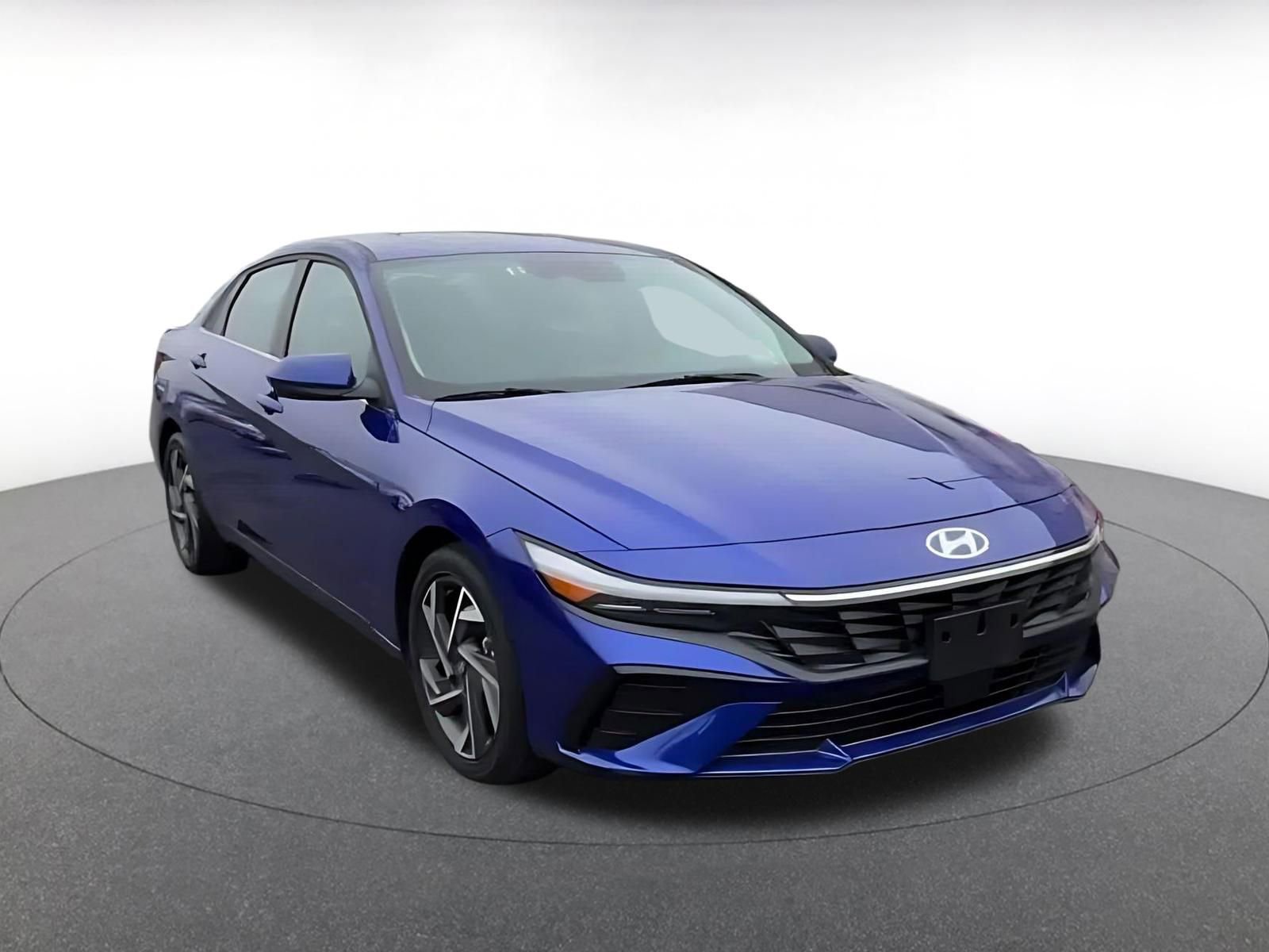 Thumbnail: 2025 Hyundai Elantra - 3