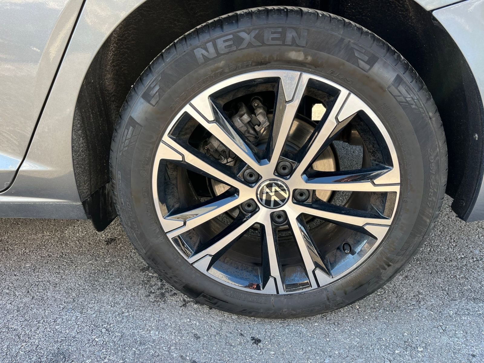 Thumbnail: 2025 Volkswagen Jetta - 28