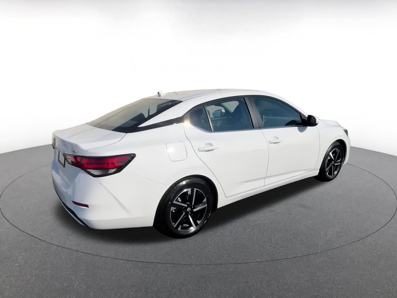 Thumbnail: 2024 Nissan Sentra - 15