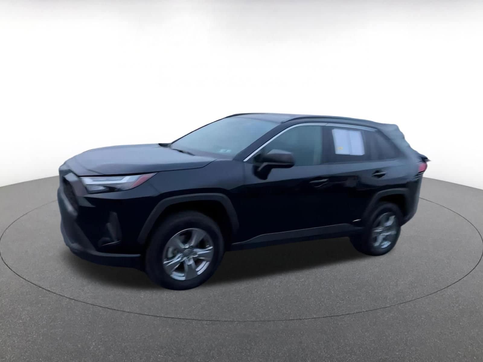 Thumbnail: 2025 Toyota RAV4 - 7