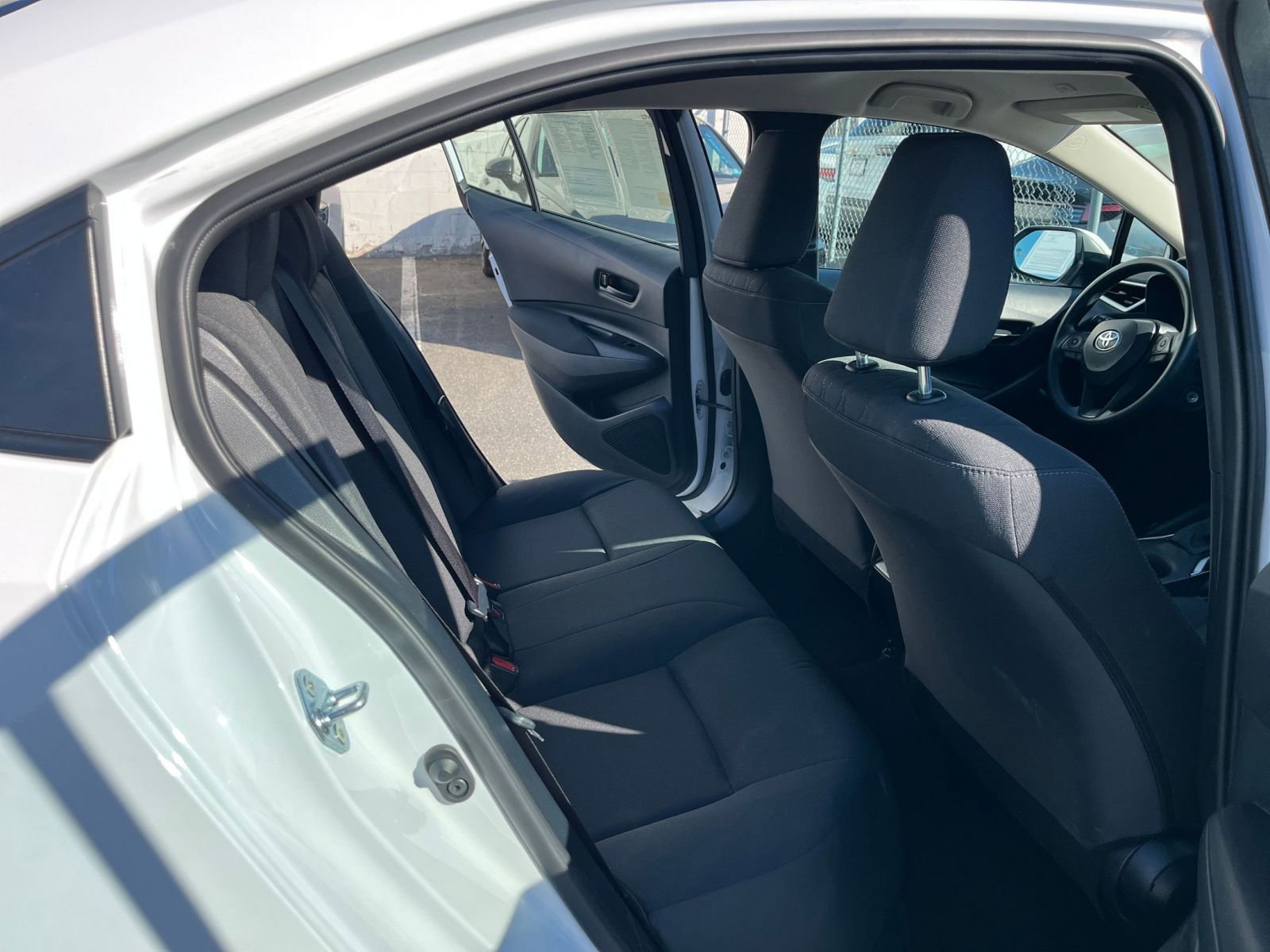 Thumbnail: 2025 Toyota Corolla - 25