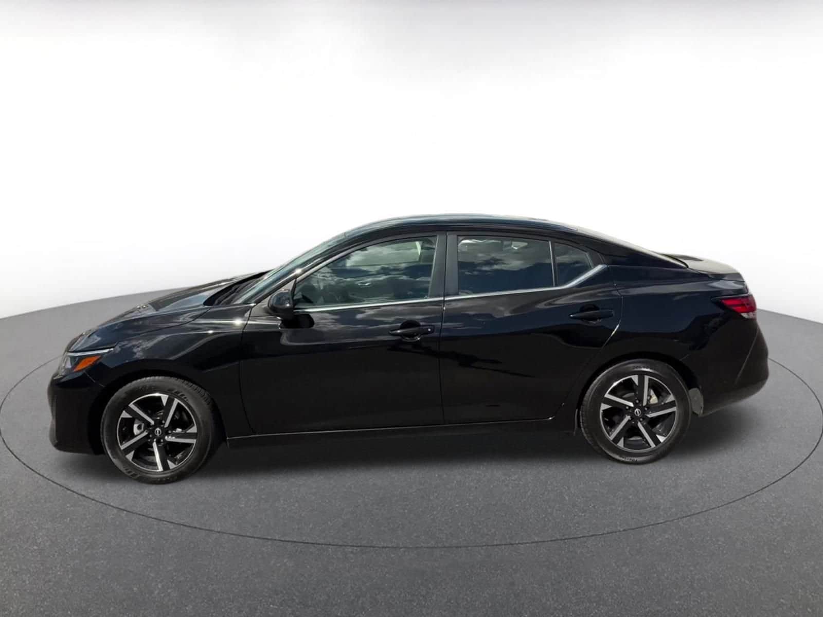 Thumbnail: 2024 Nissan Sentra - 8