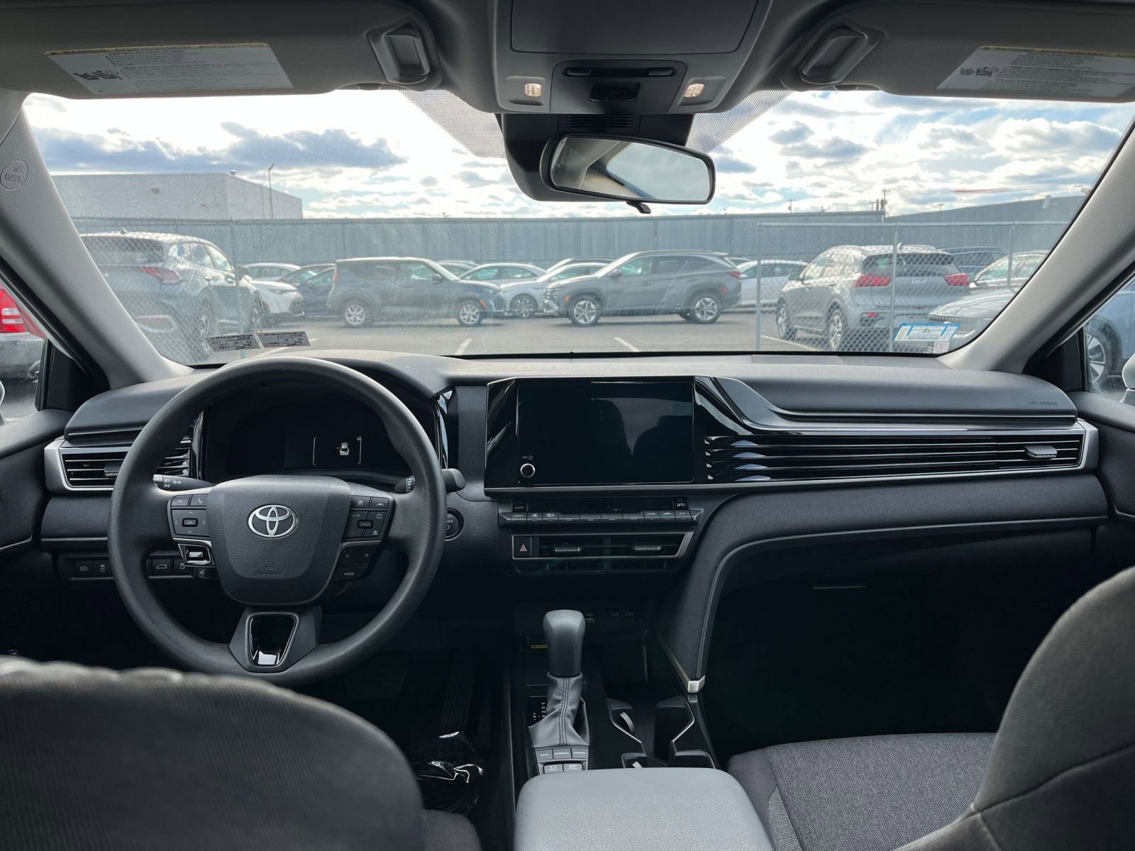 Thumbnail: 2025 Toyota Camry - 32